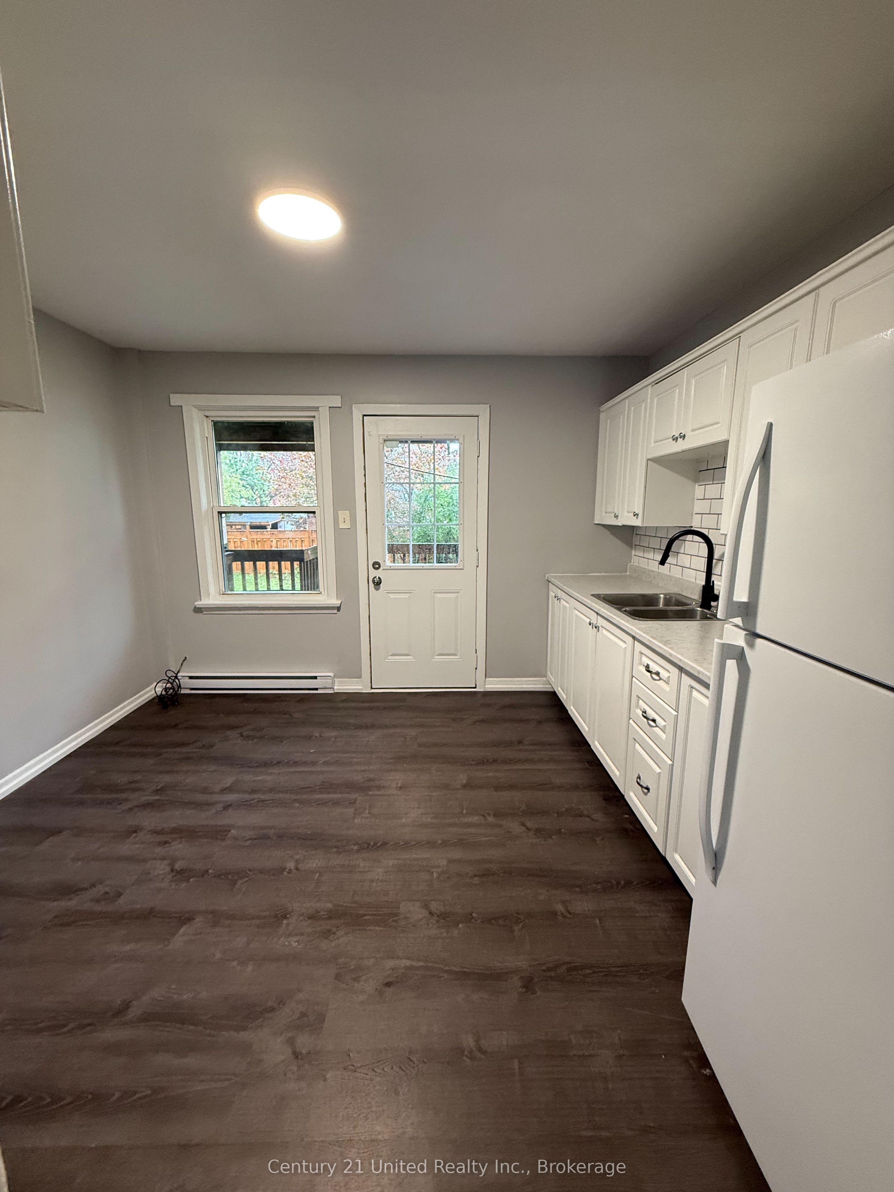 1269 Clonsilla Avenue A Property Photo 7