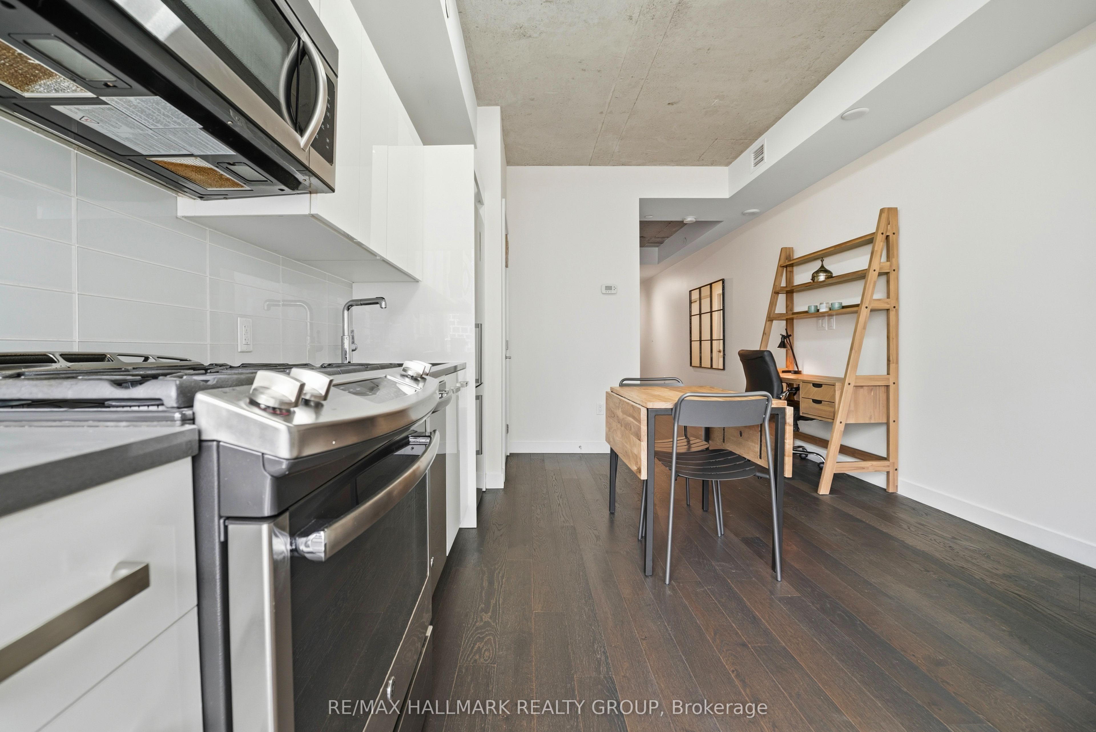 224 Lyon Street N 1009 Property Photo 1