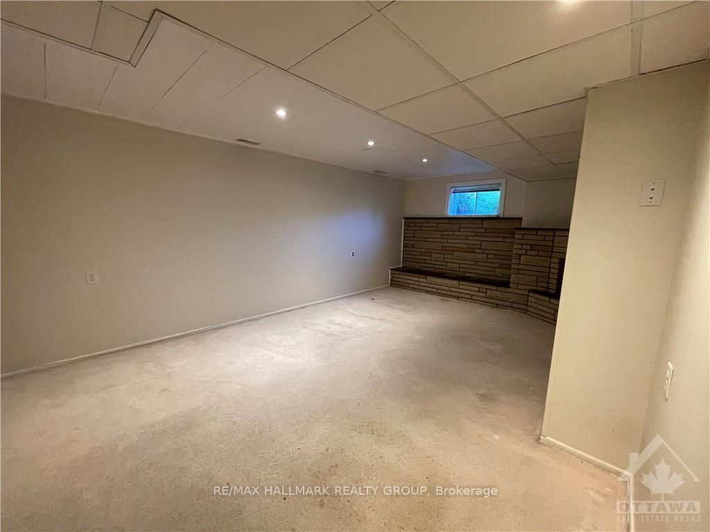 38 Capilano Drive Property Photo 10