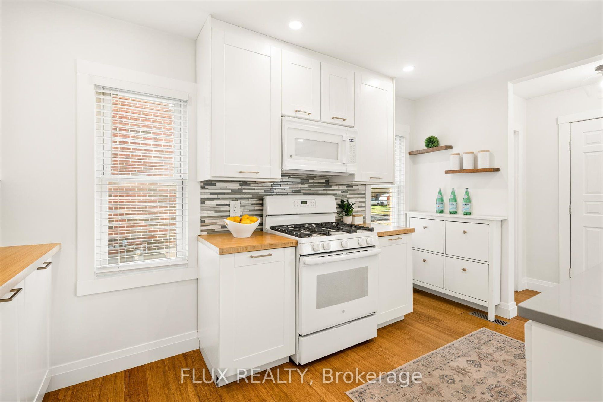 113 Adelaide Street Property Photo 15