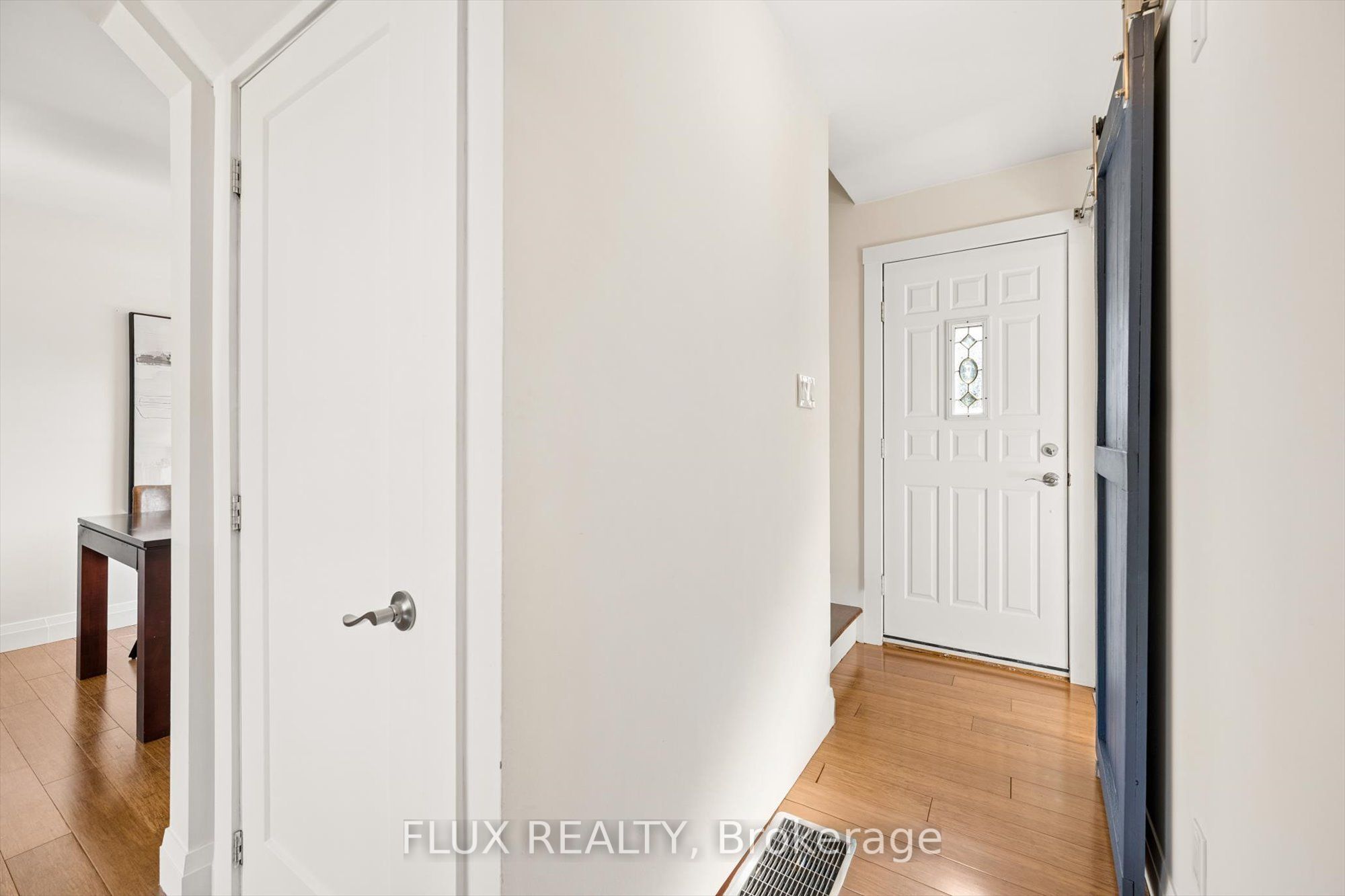 113 Adelaide Street Property Photo 20
