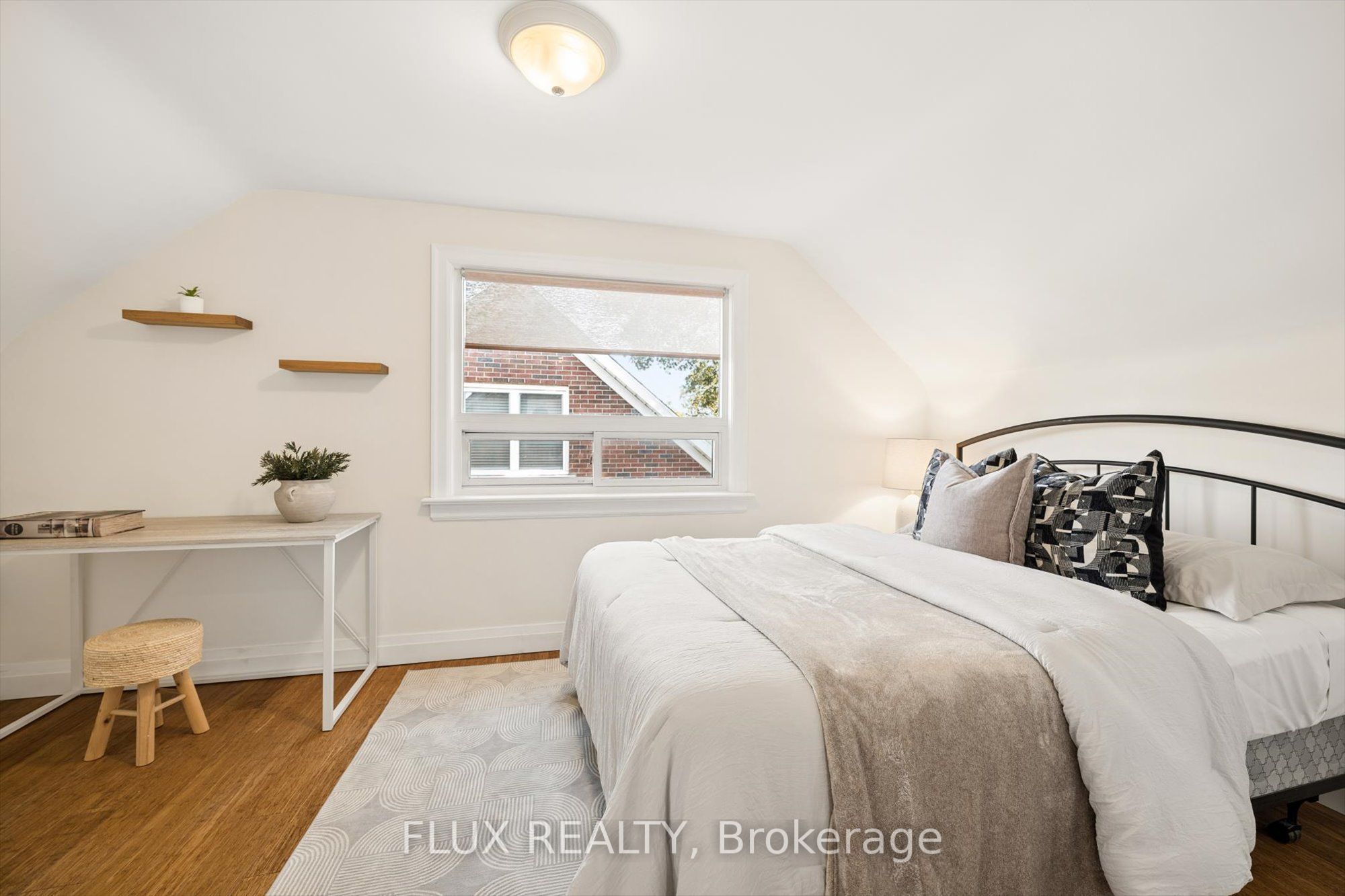 113 Adelaide Street Property Photo 25