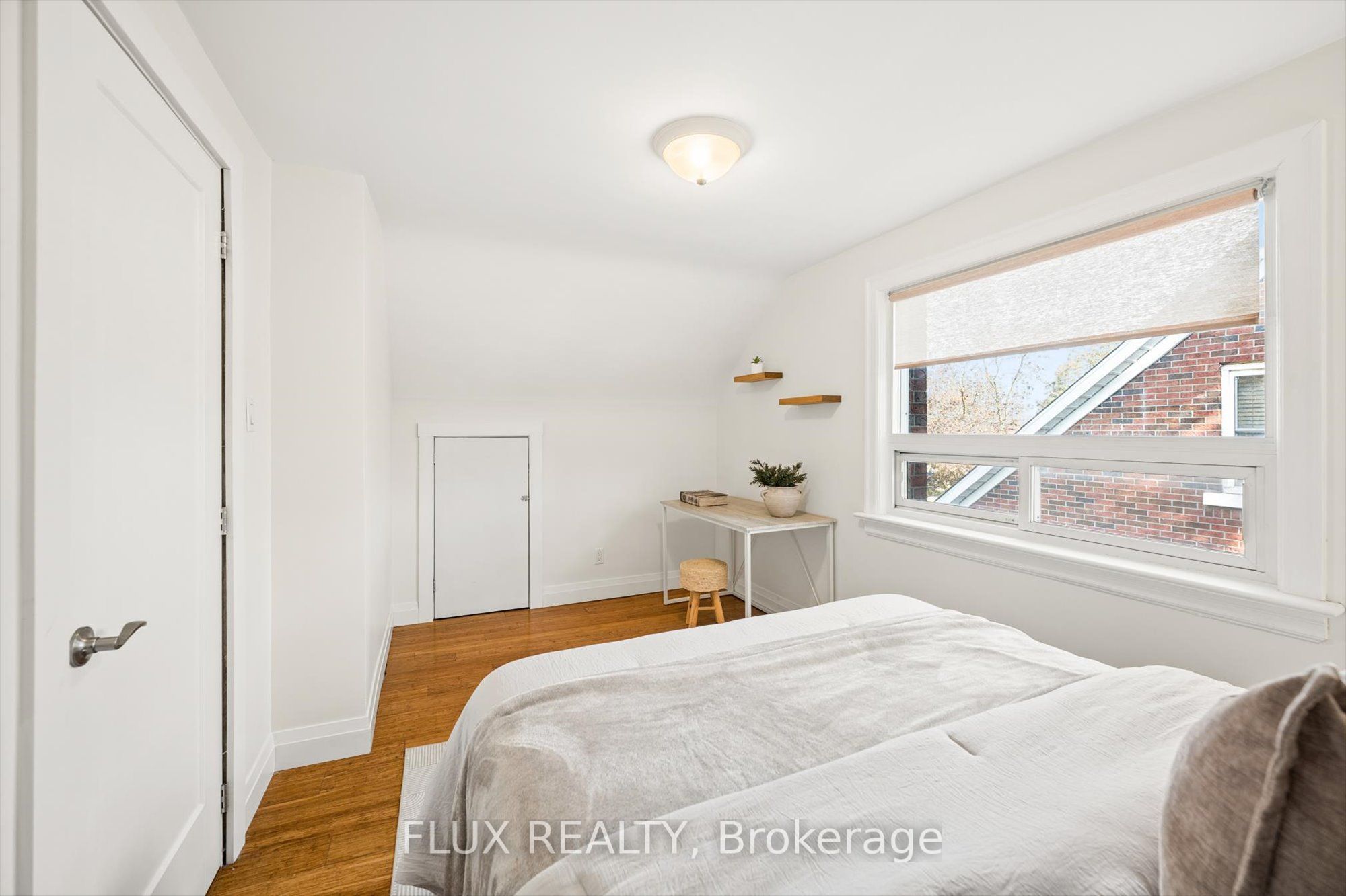 113 Adelaide Street Property Photo 26