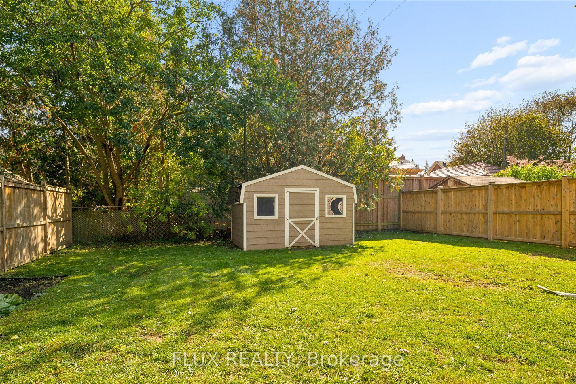 113 Adelaide Street Property Photo 34