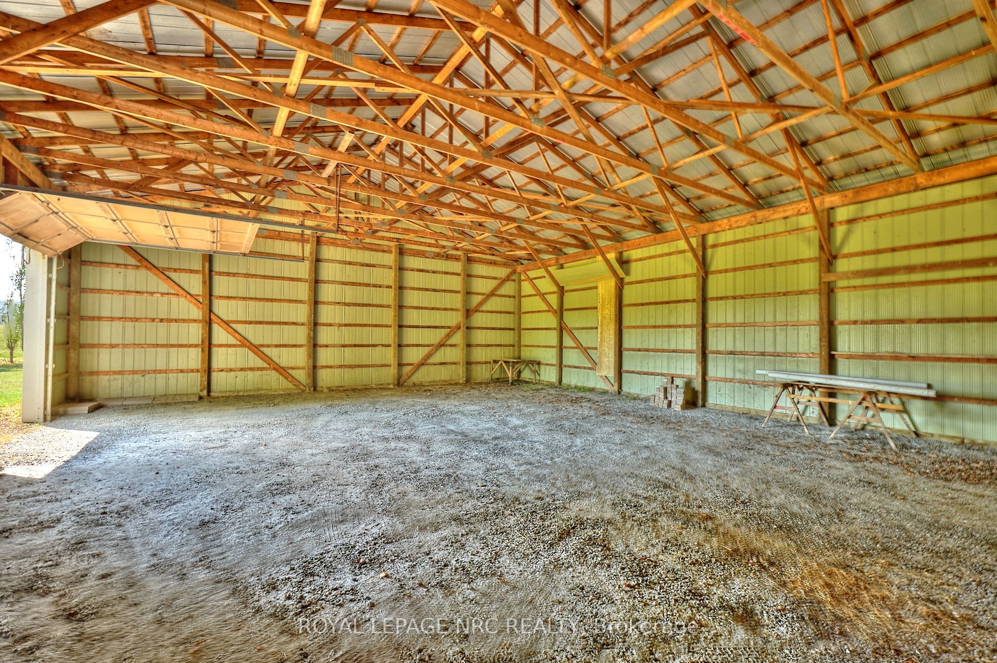 4040 Lakeshore Road Property Photo 40