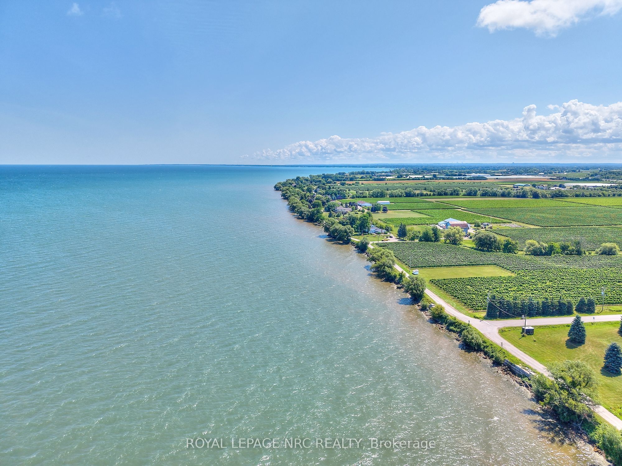 4040 Lakeshore Road Property Photo 44
