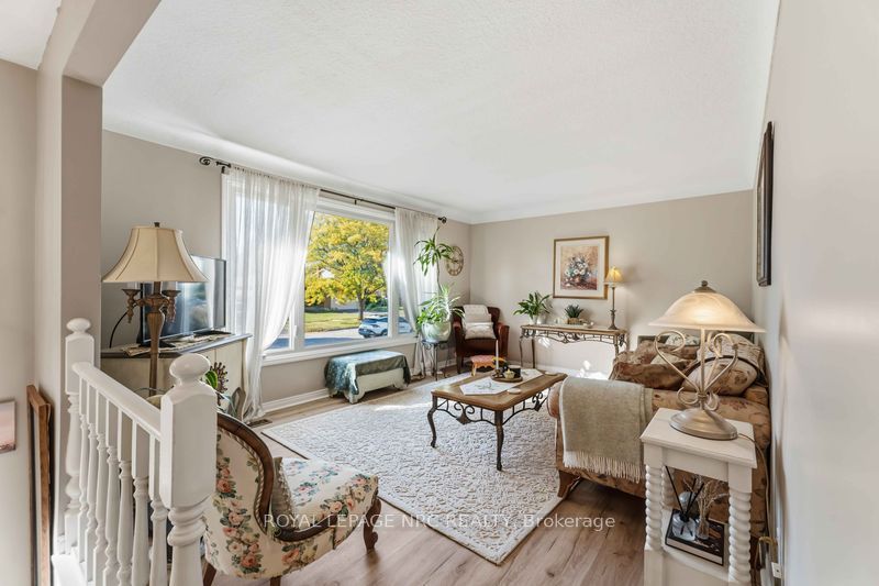 22 Jennifer Court Property Photo 4