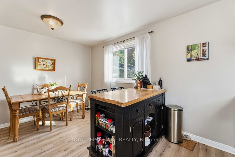 22 Jennifer Court Property Photo 8