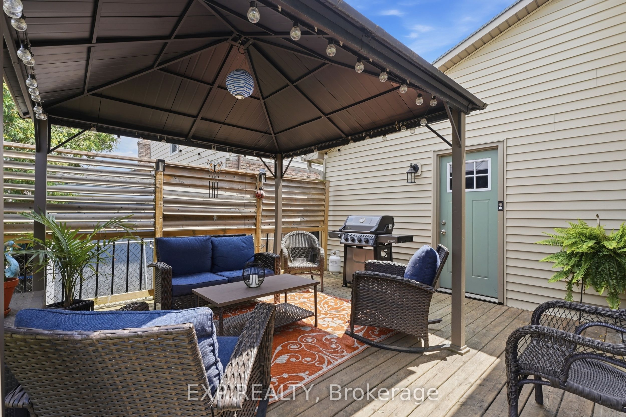 72 Crestlynn Crescent Property Photo 34