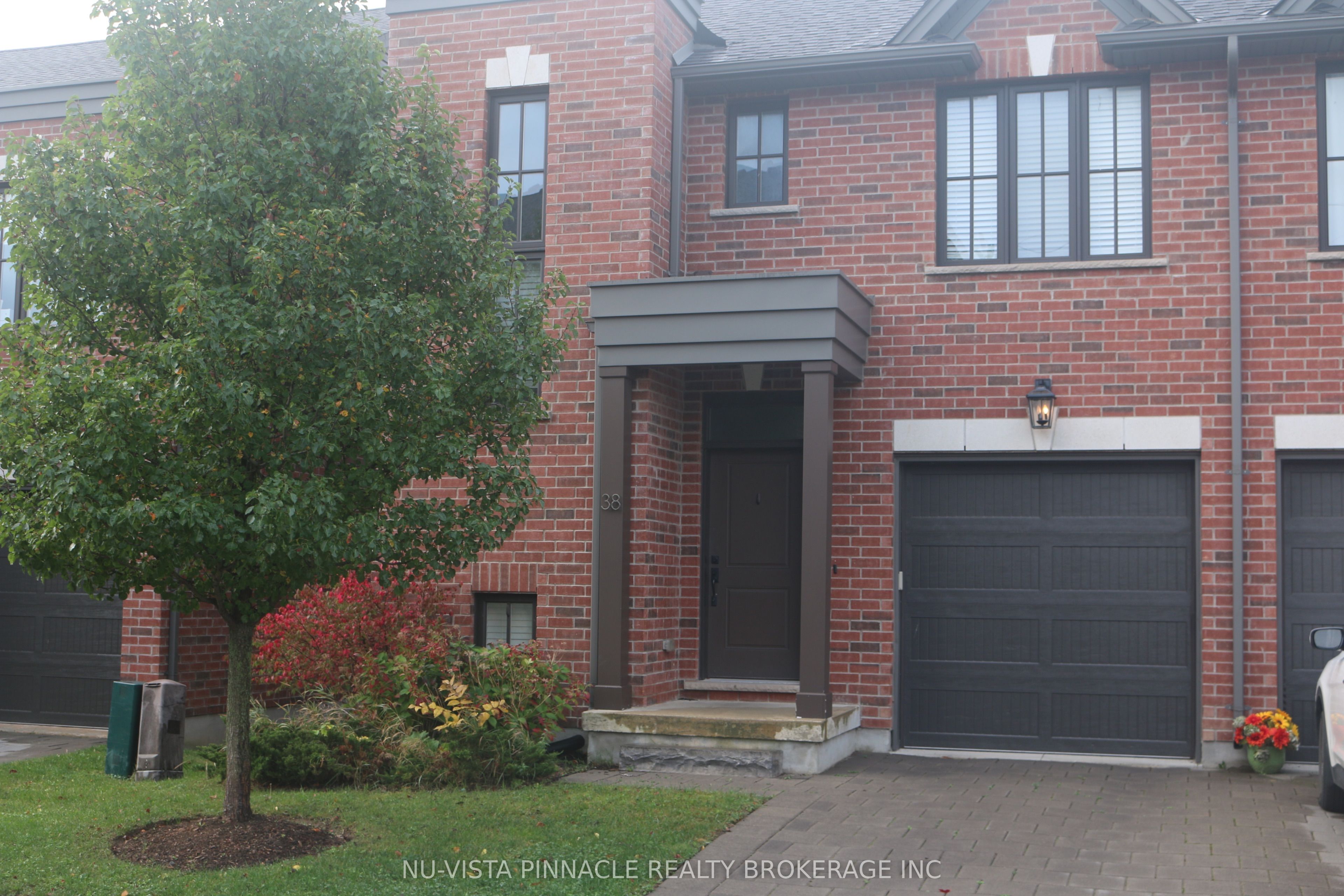 555 Sunningdale Road E 38 Property Photo 1