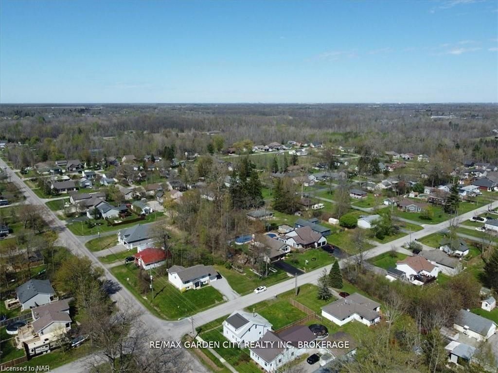 Na Bethune Avenue Property Photo 3