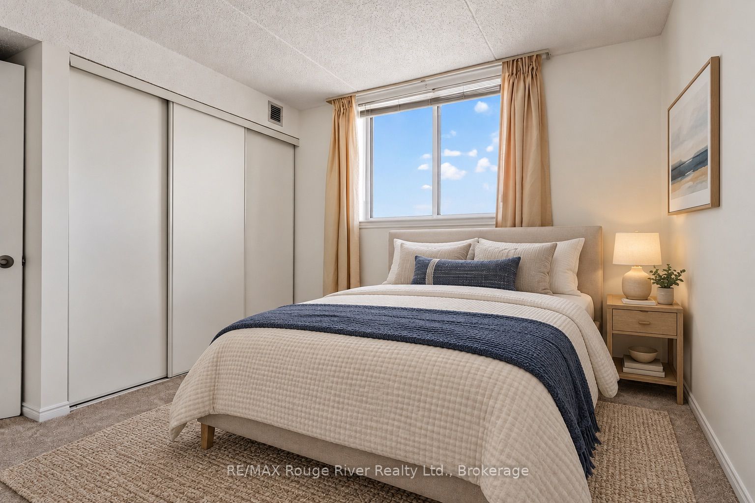 1 Queen Street 402 Property Photo 24