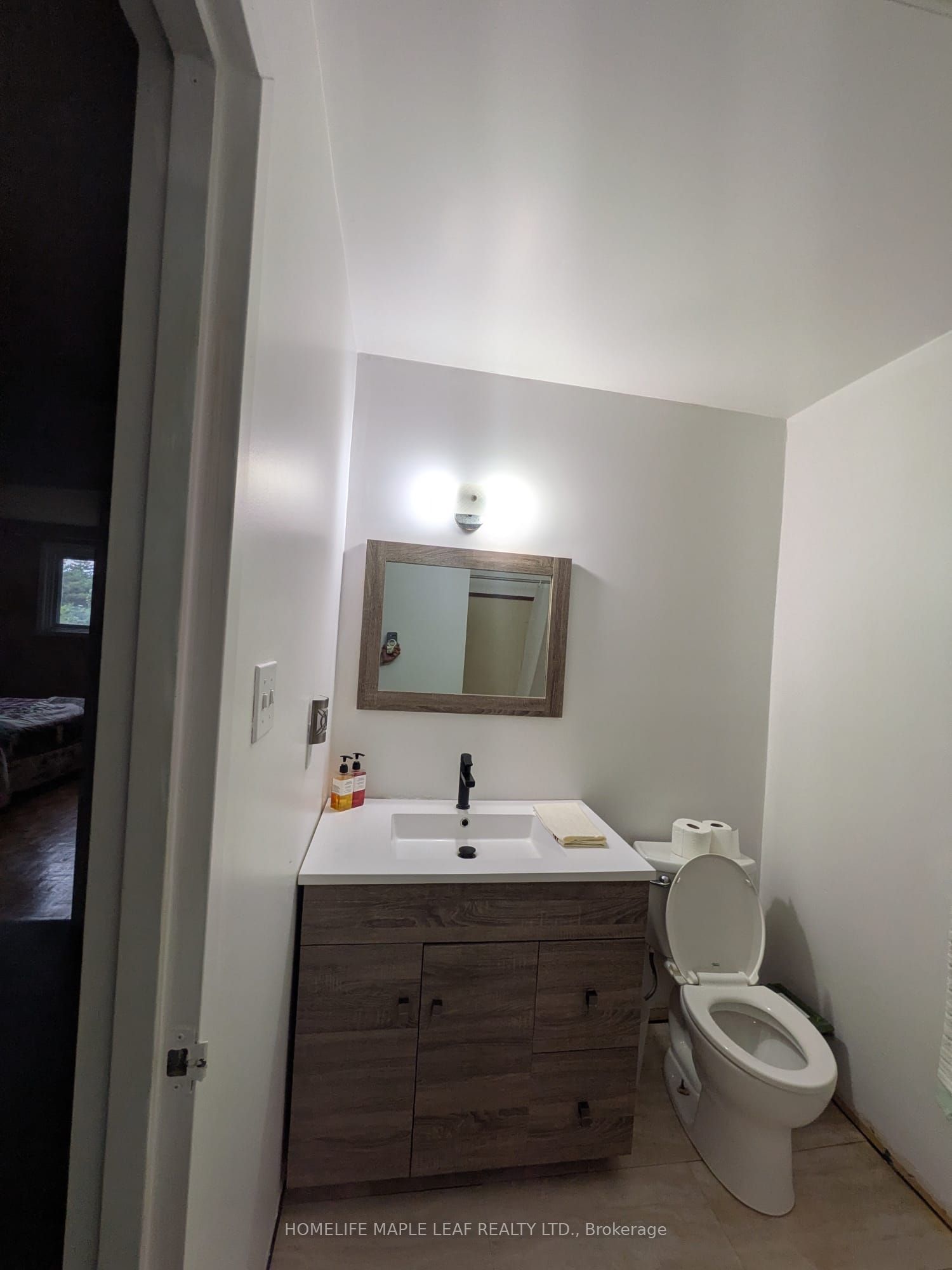 67 Rand Street Property Photo 19