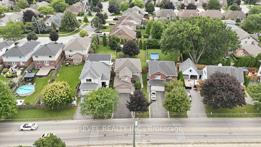 28 Lake Street Property Photo 6