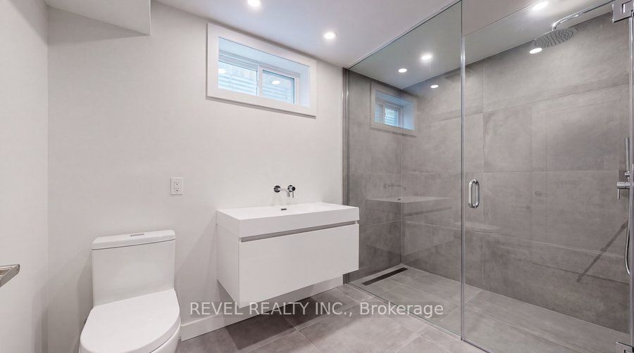 28 Lake Street Property Photo 37