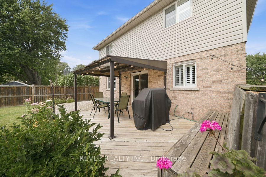 28 Lake Street Property Photo 41