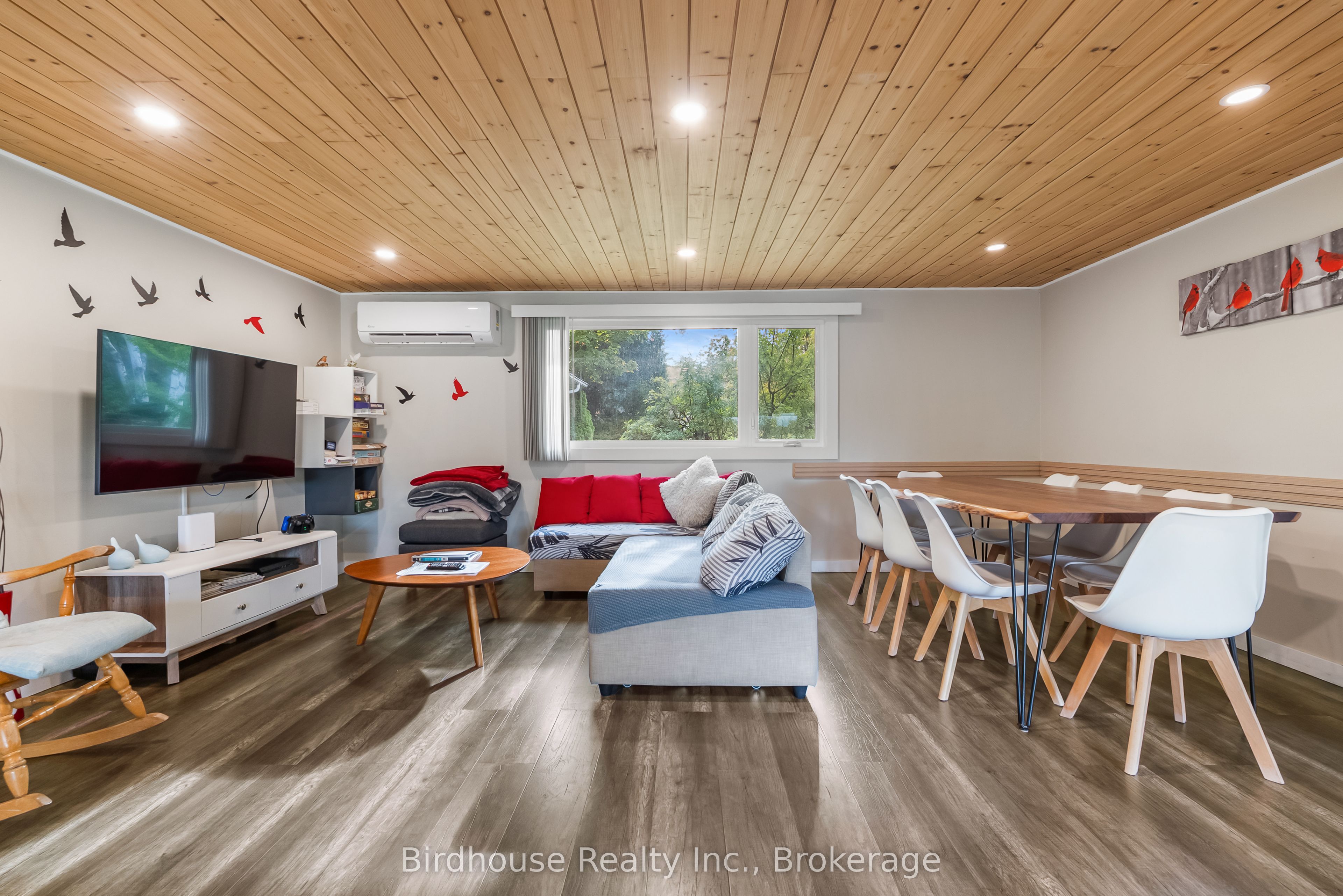 284 Kawartha Hideaway Road Property Photo 6