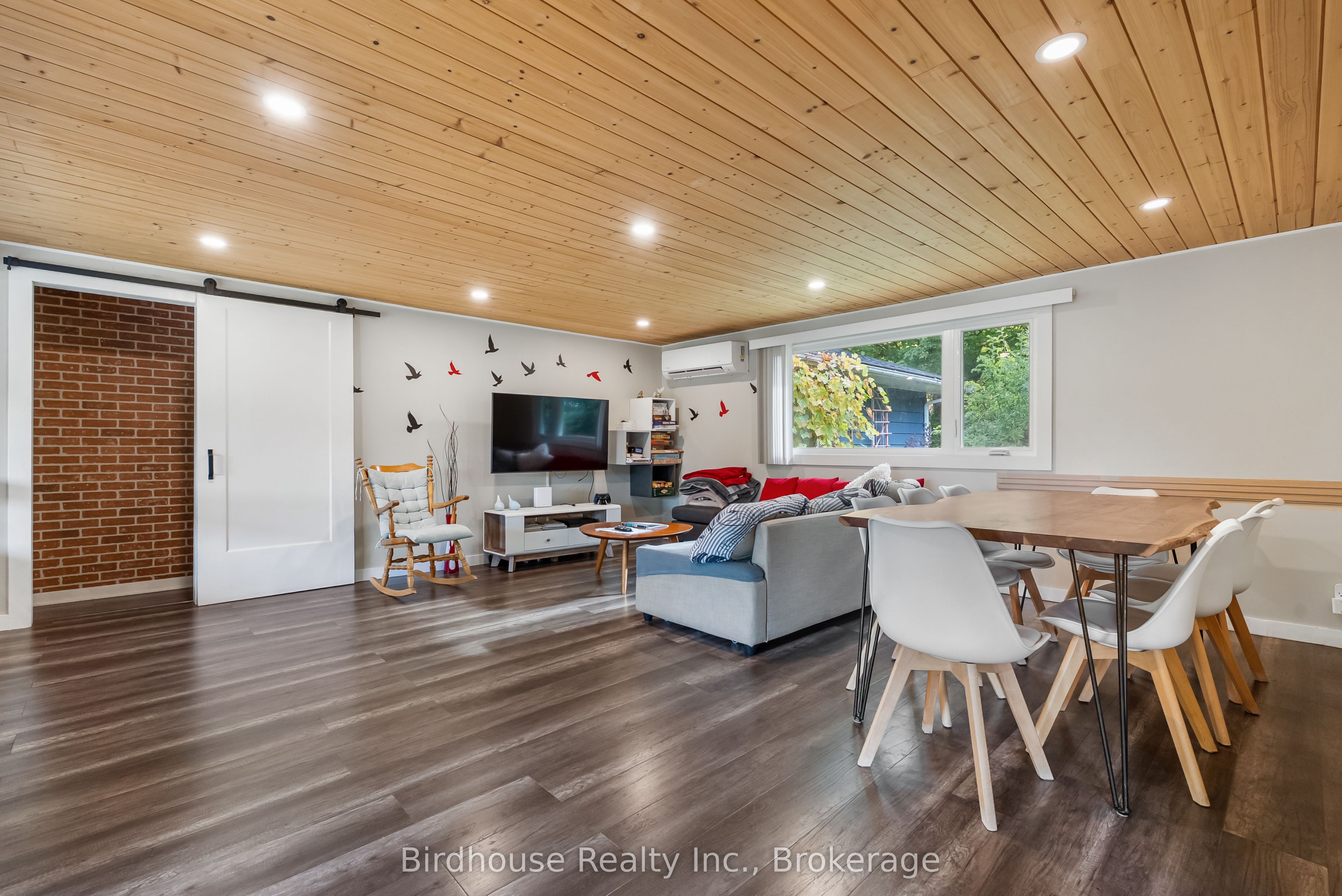 284 Kawartha Hideaway Road Property Photo 8