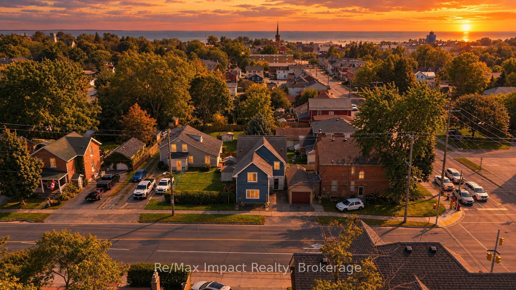 7 University Avenue E Property Photo 2