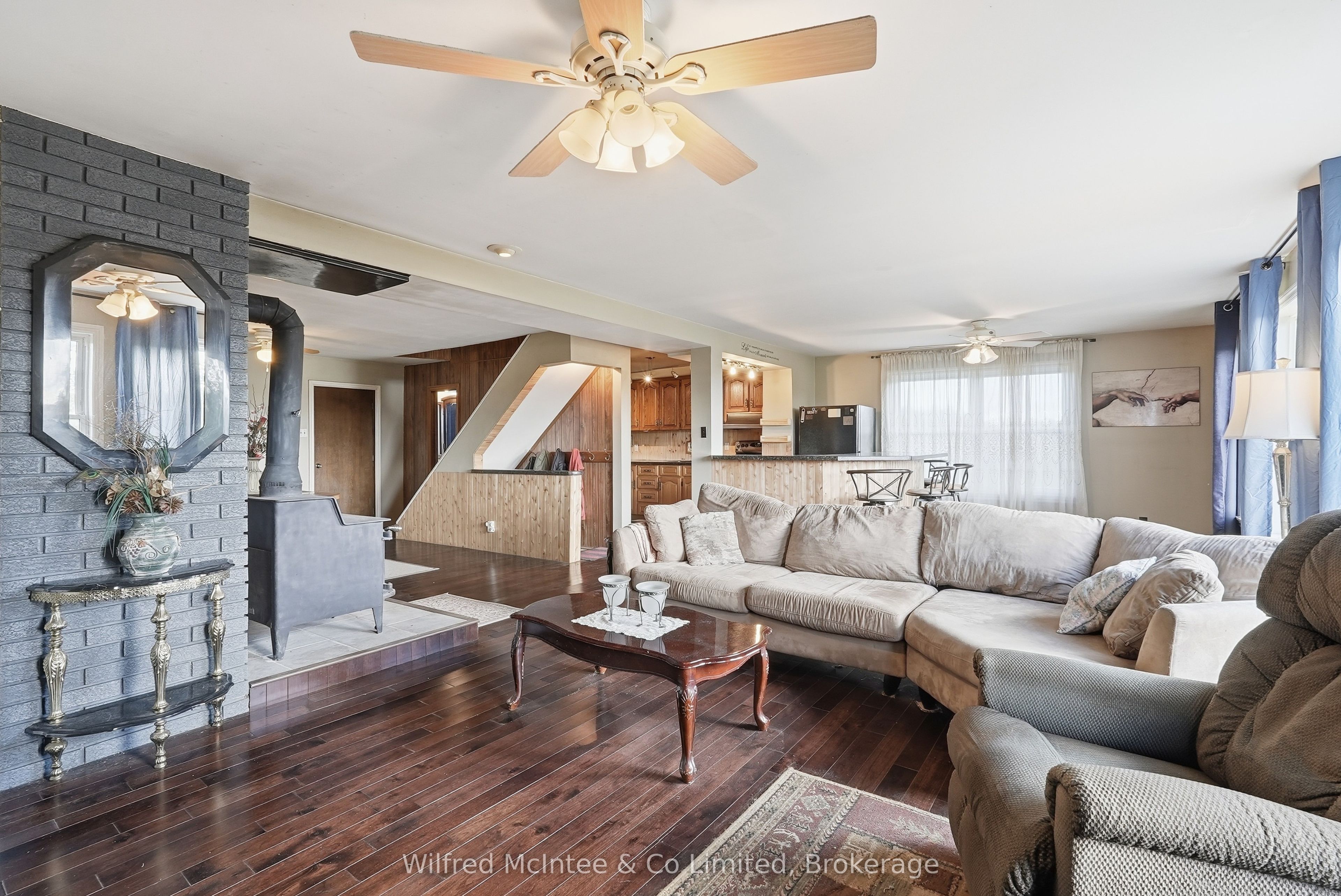 764059 240 Side Road Property Photo 6