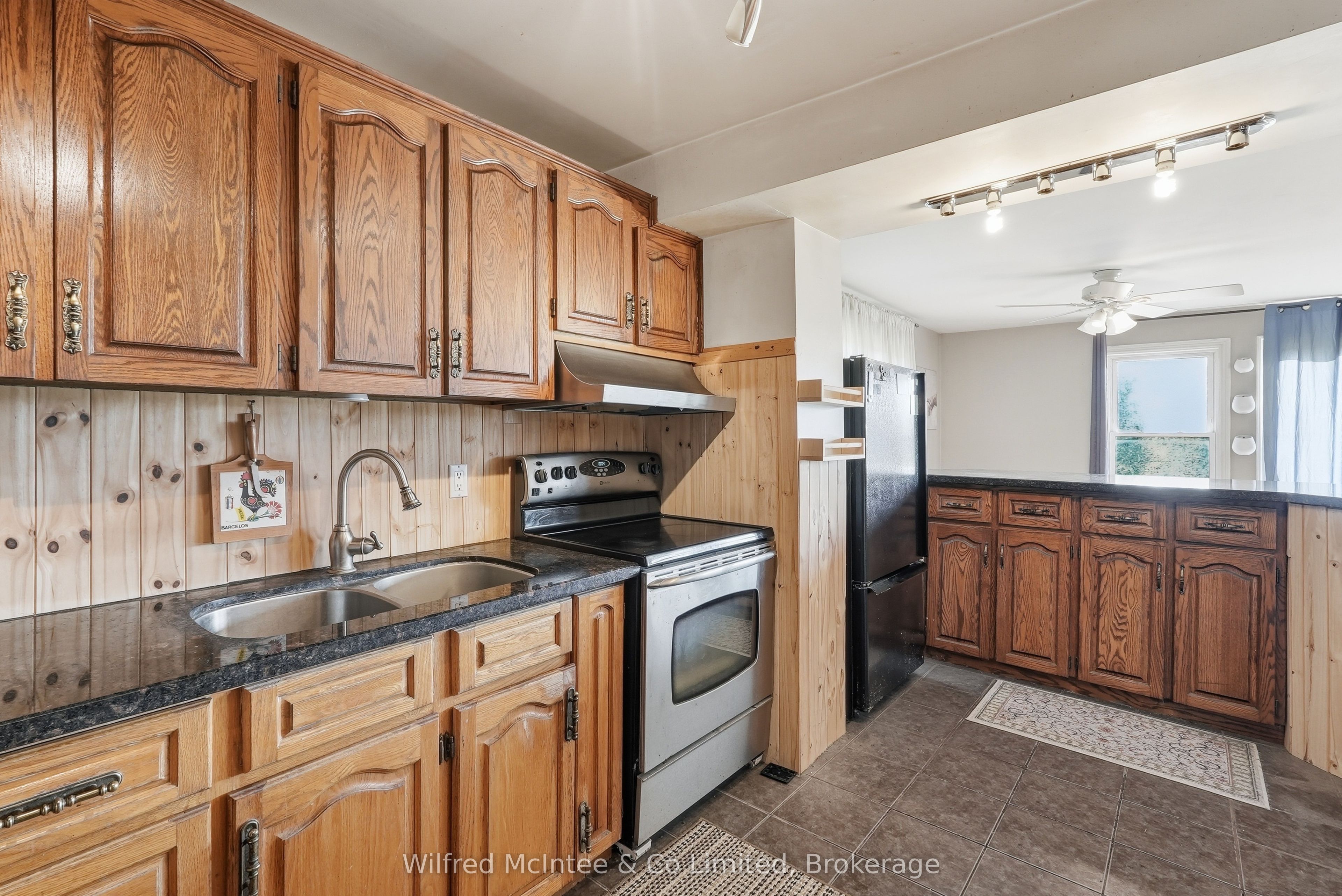 764059 240 Side Road Property Photo 11