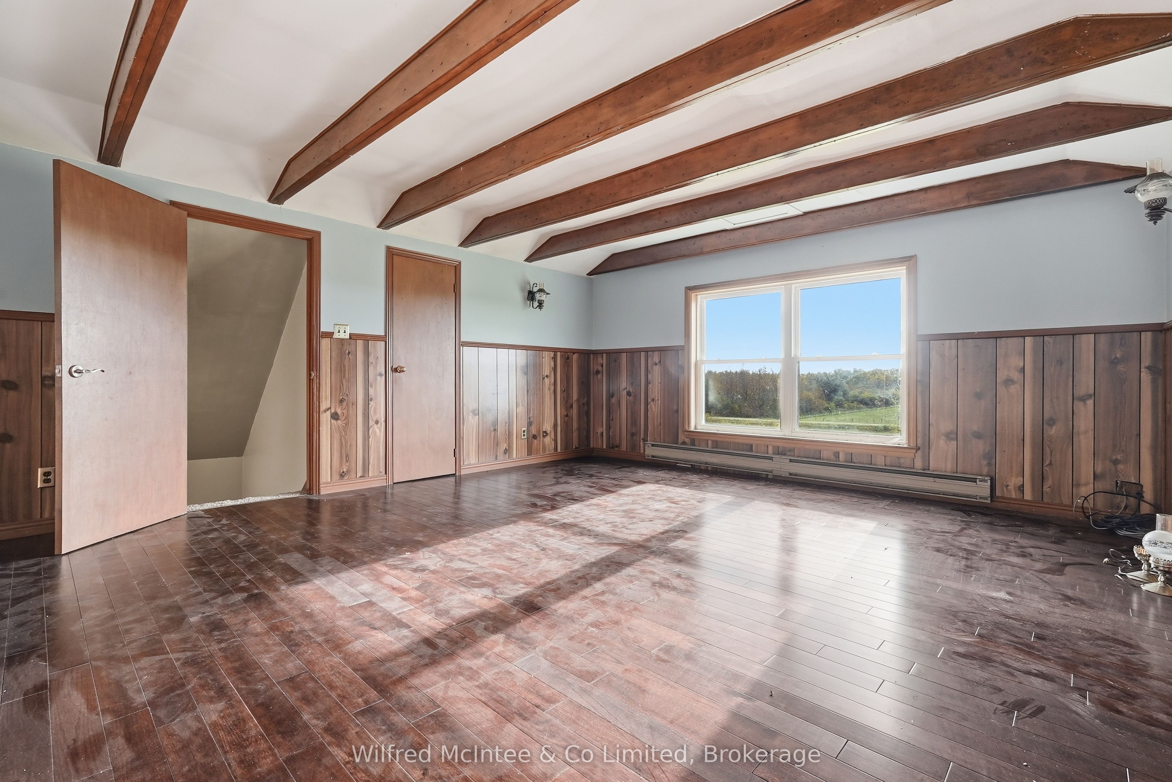764059 240 Side Road Property Photo 26