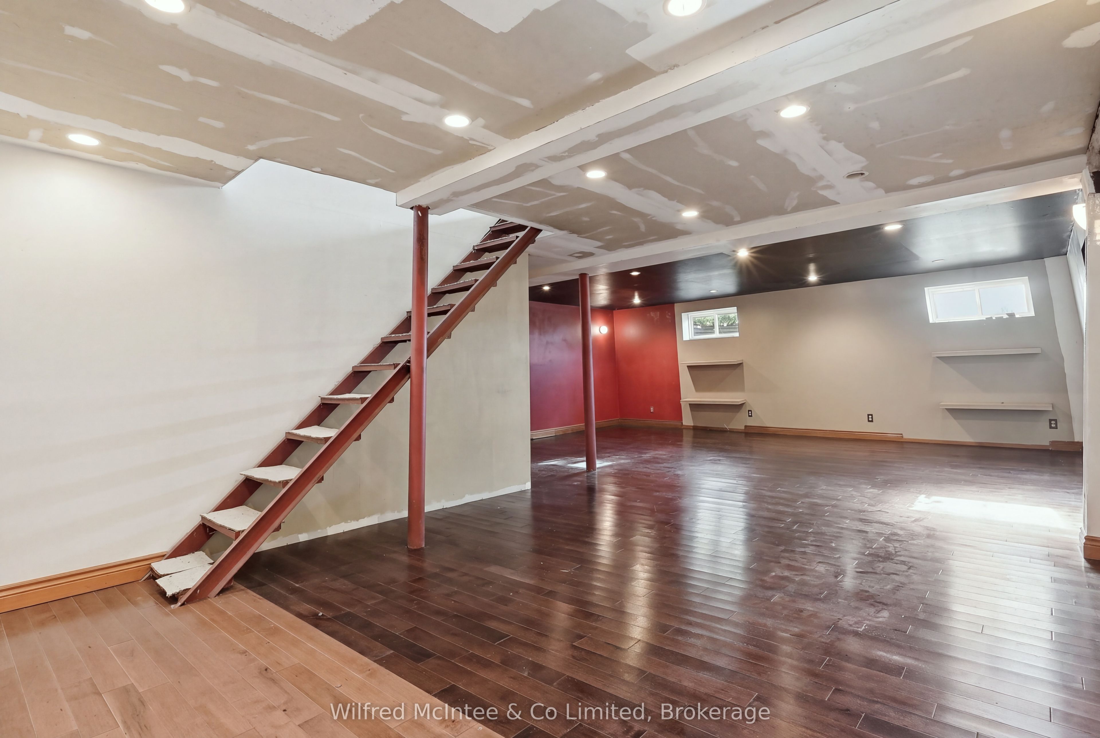764059 240 Side Road Property Photo 27