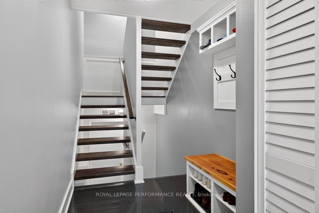 251 Bruyere Street 2 Property Photo 6