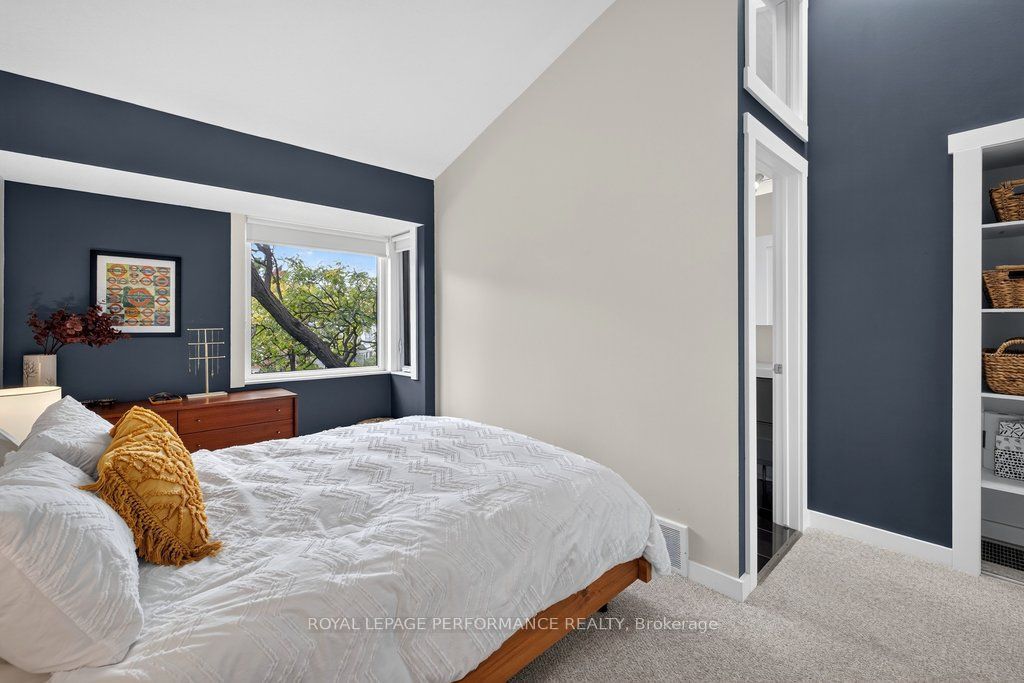 251 Bruyere Street 2 Property Photo 30