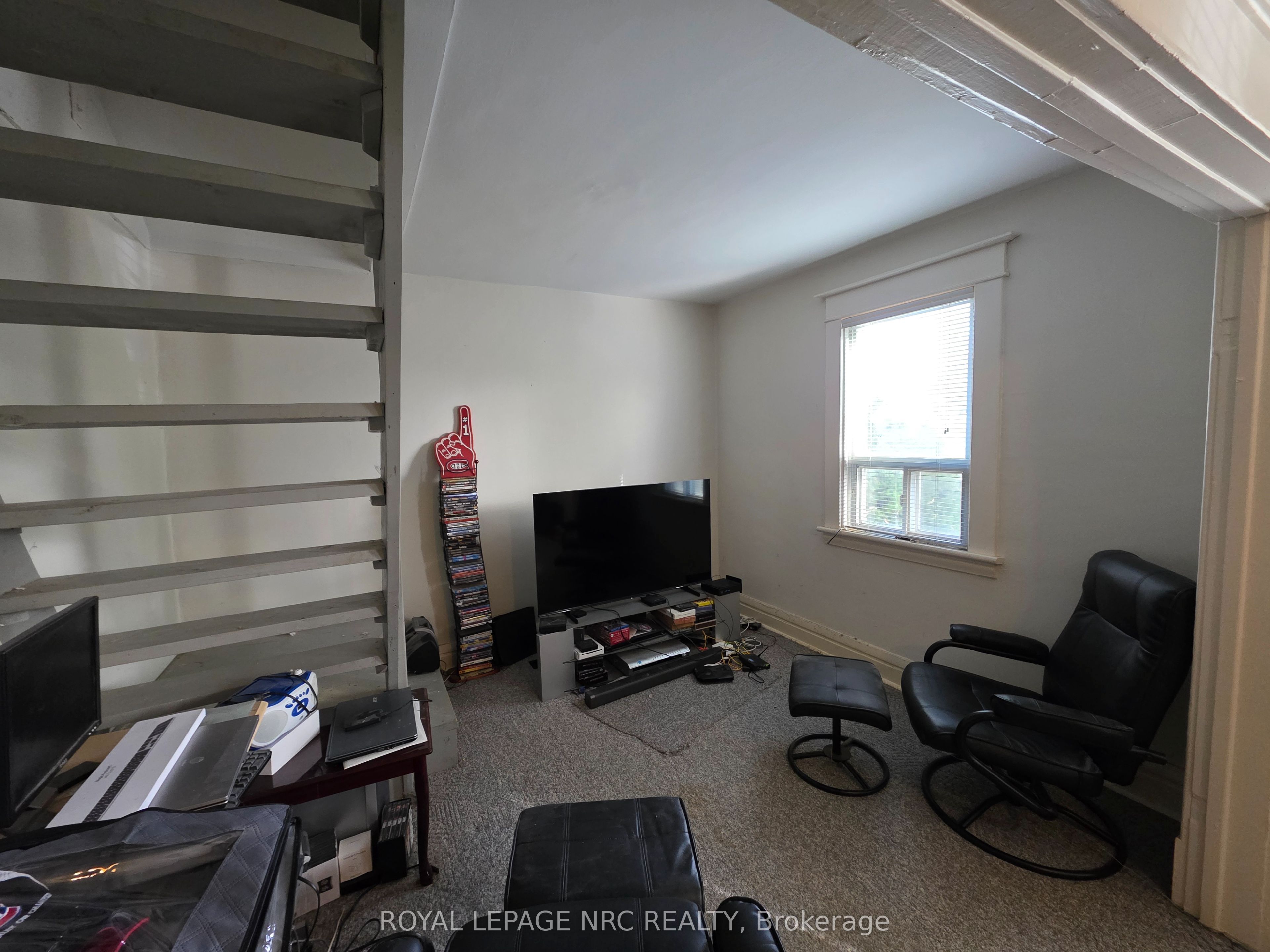 39 Manchester Avenue Property Photo 8