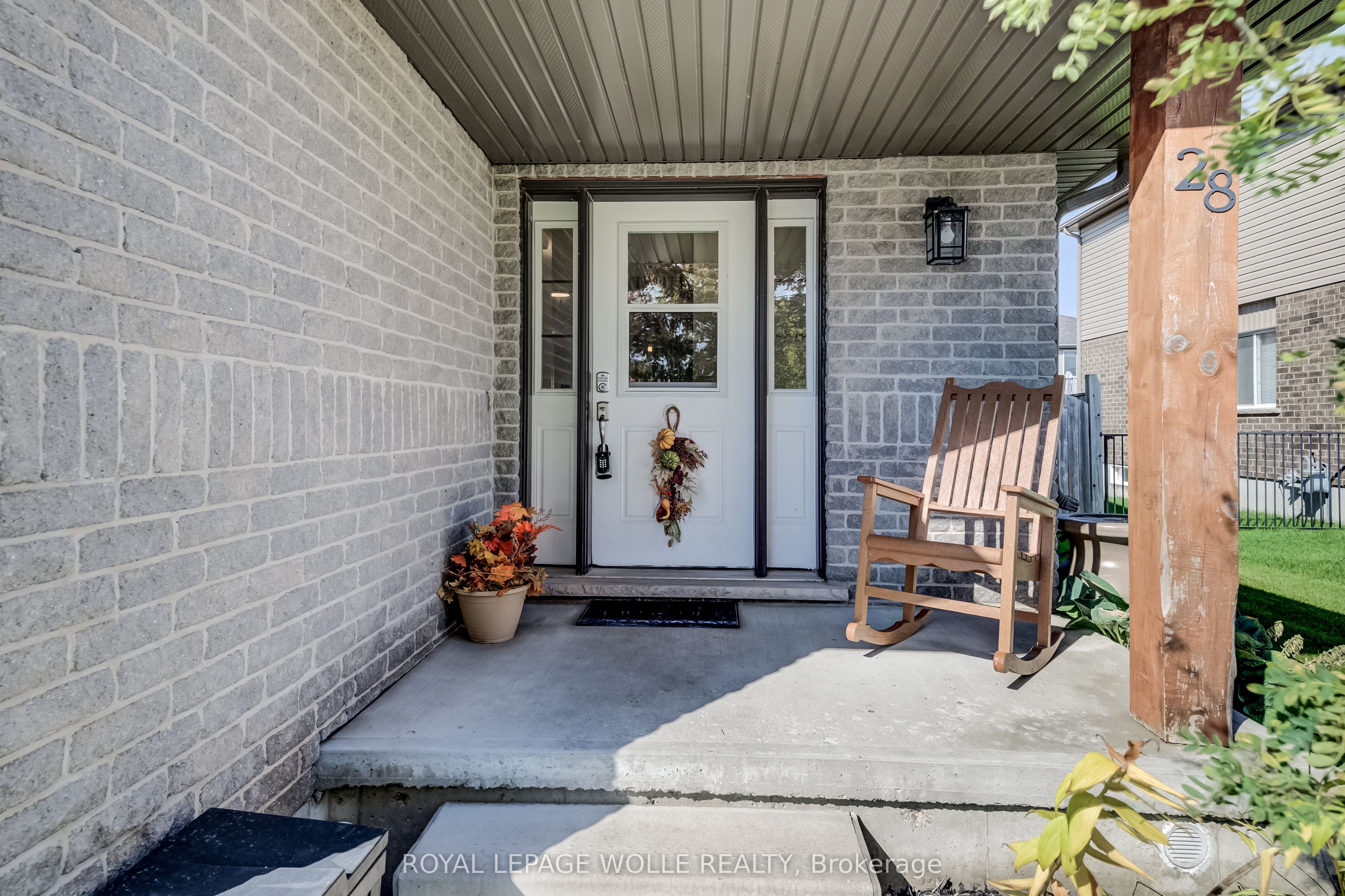 28 Green Street Property Photo 4