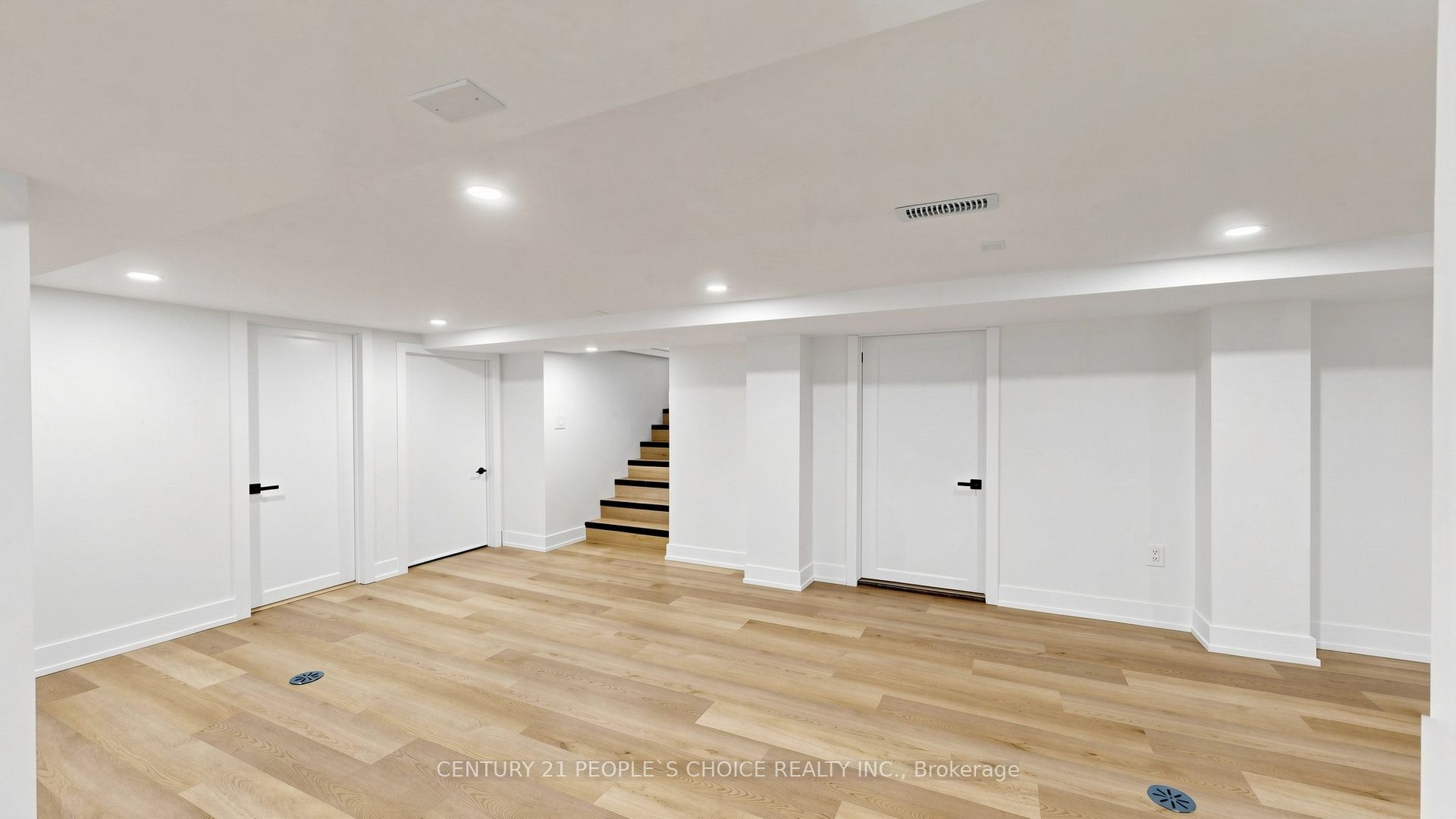 7 Cecil Street Property Photo 22