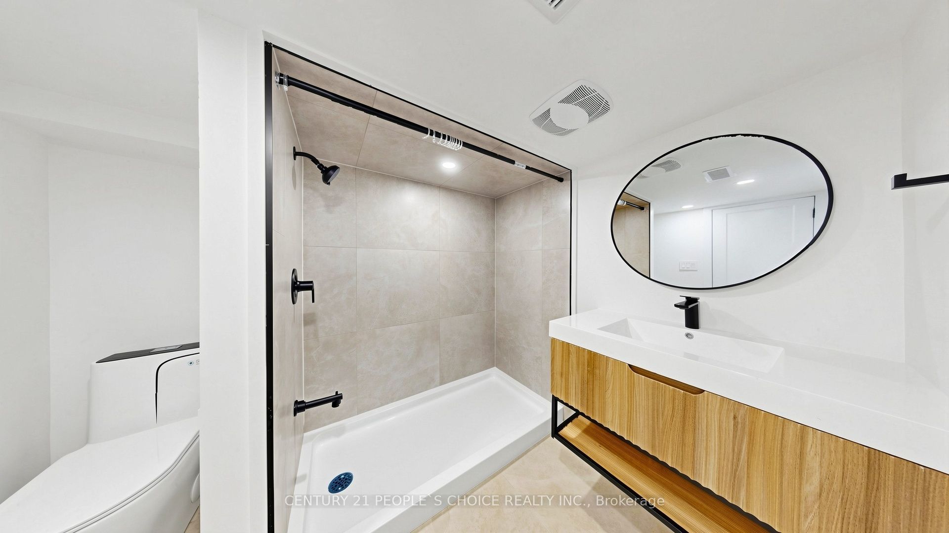 7 Cecil Street Property Photo 29