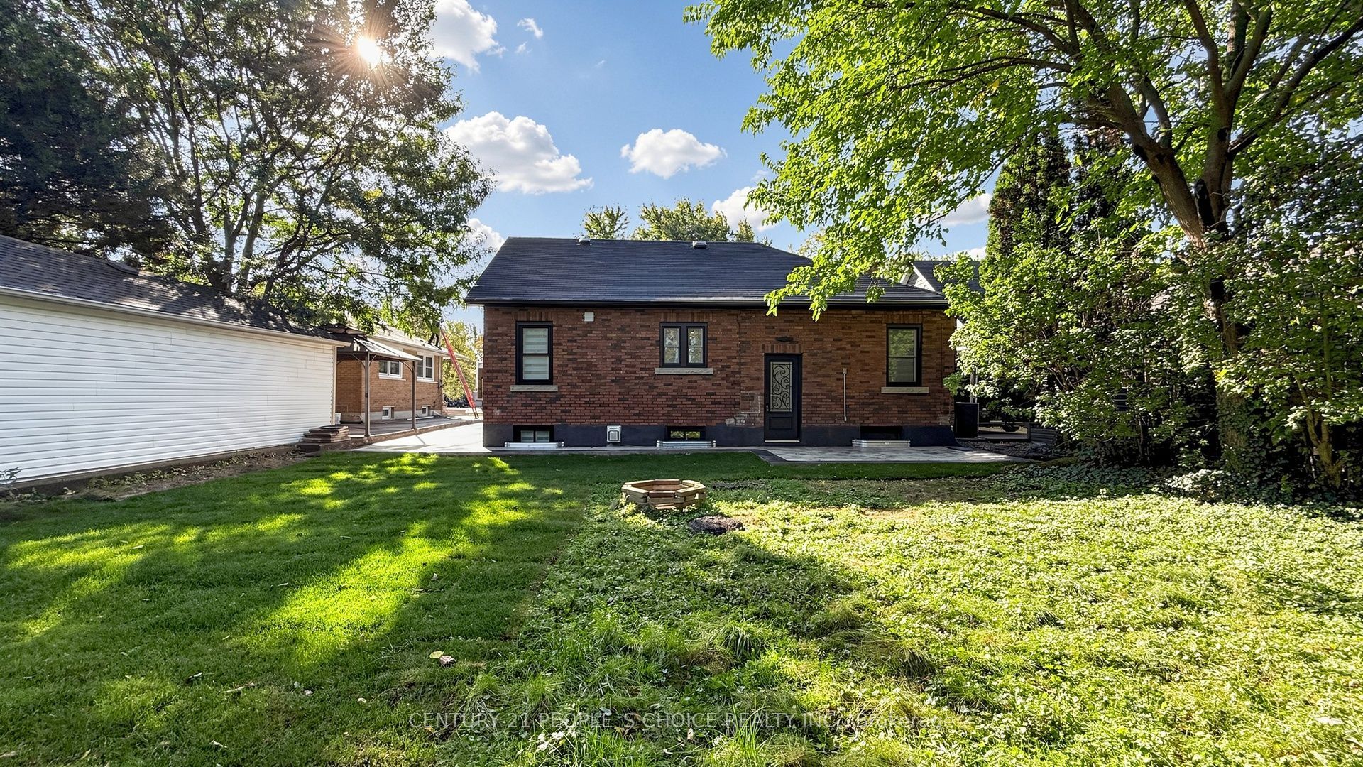 7 Cecil Street Property Photo 33