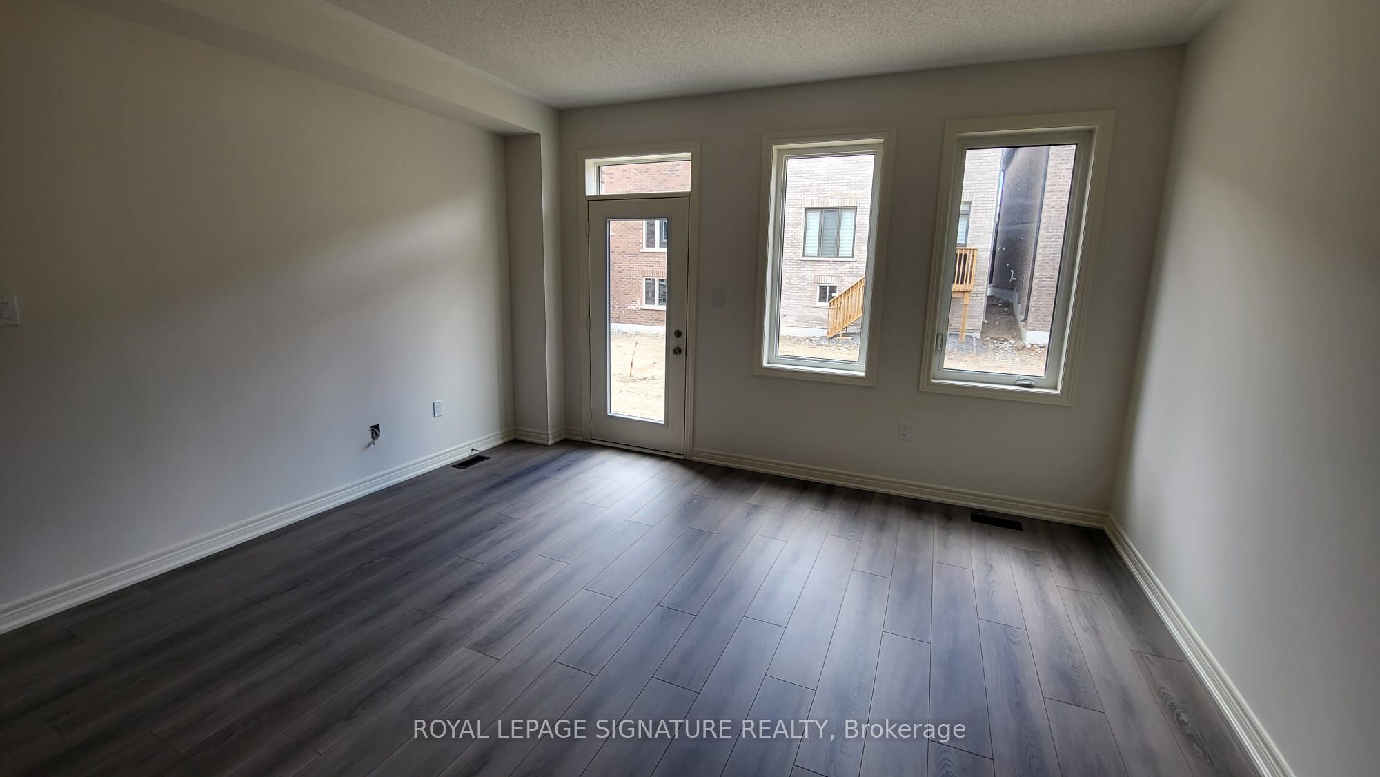 47 Gledhill Crescent Property Photo 8