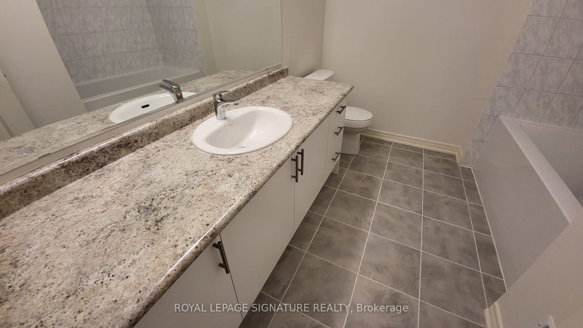 47 Gledhill Crescent Property Photo 20