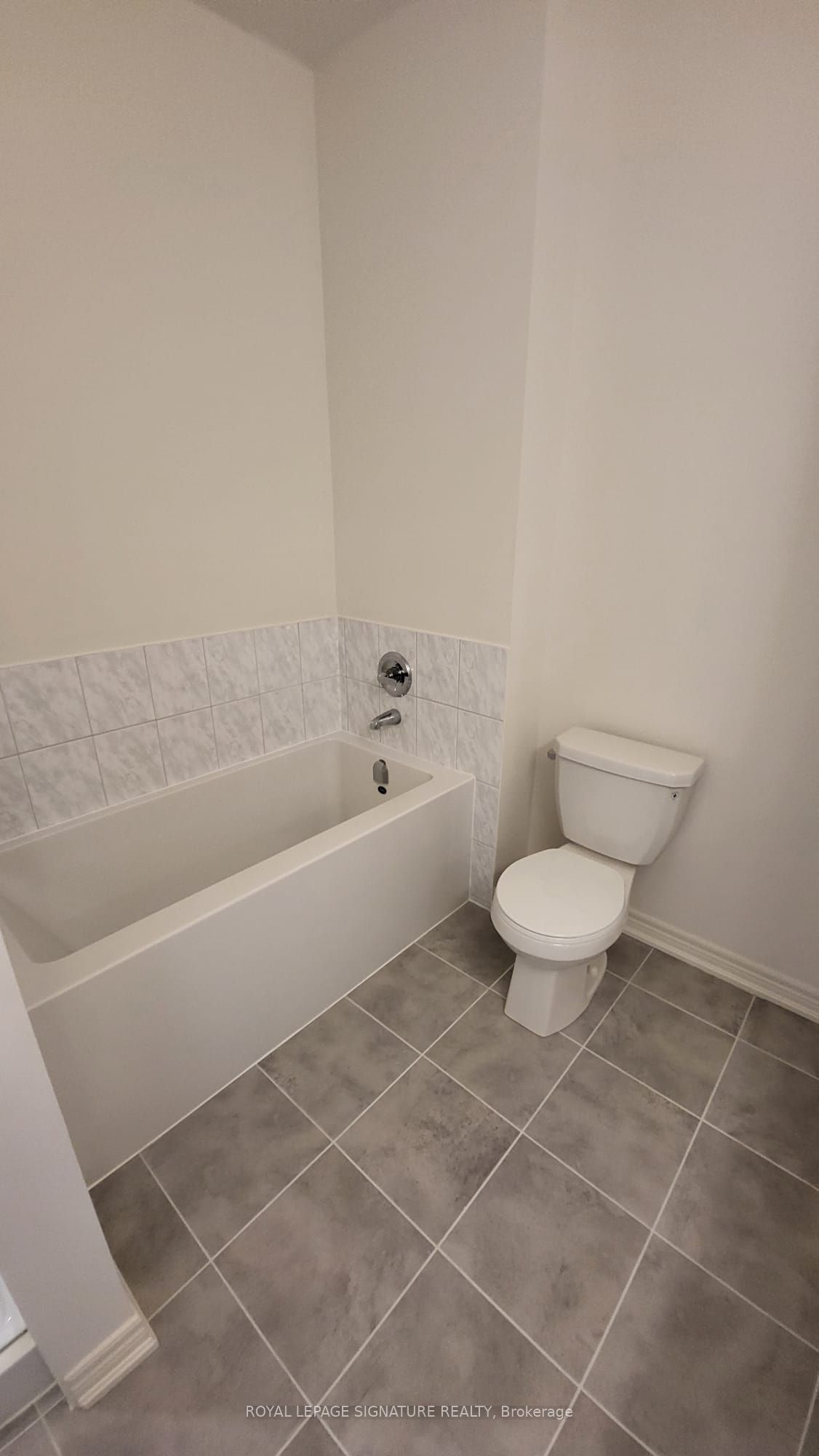 47 Gledhill Crescent Property Photo 24