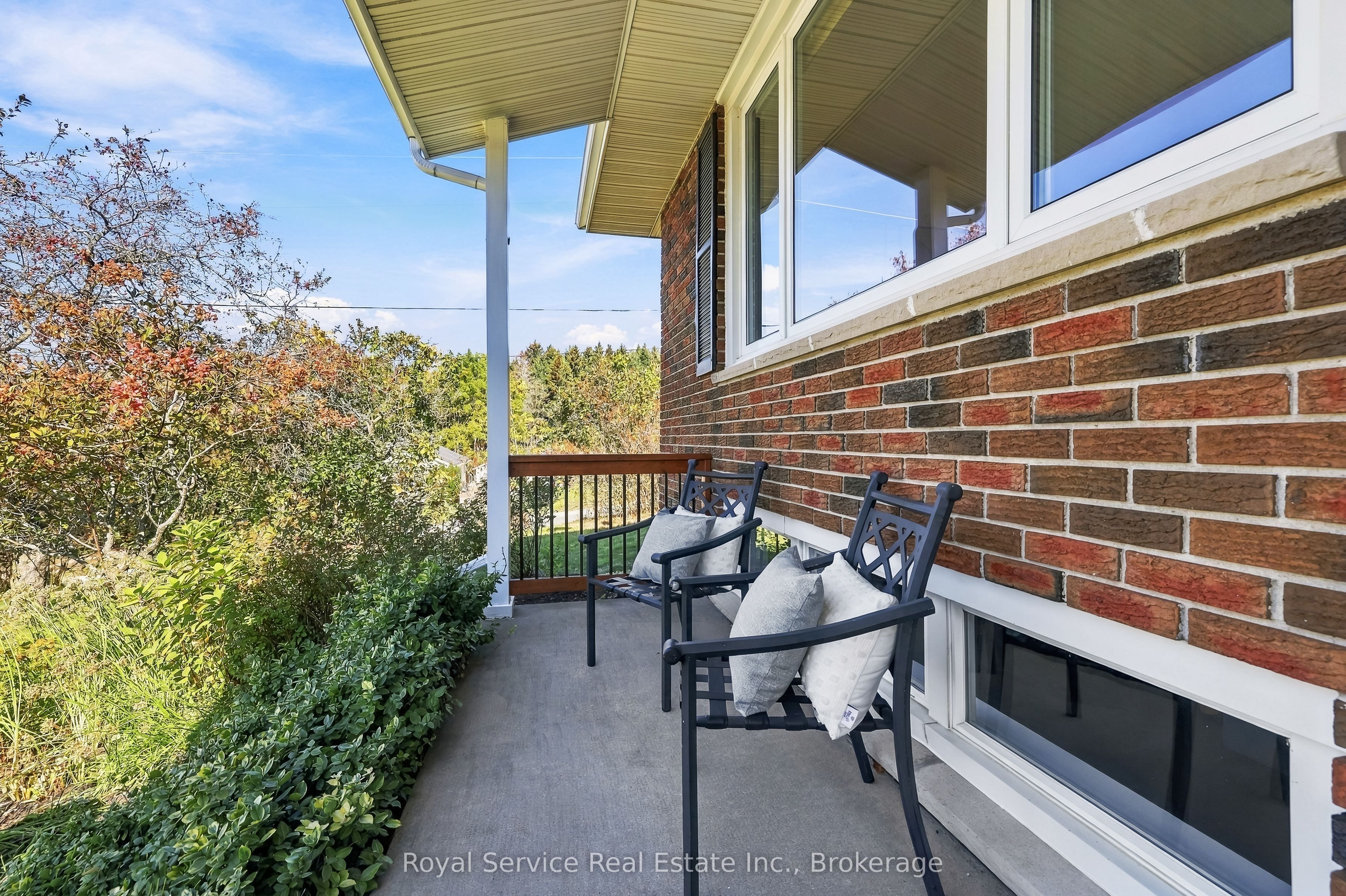 38 Burnham Avenue Property Photo 5
