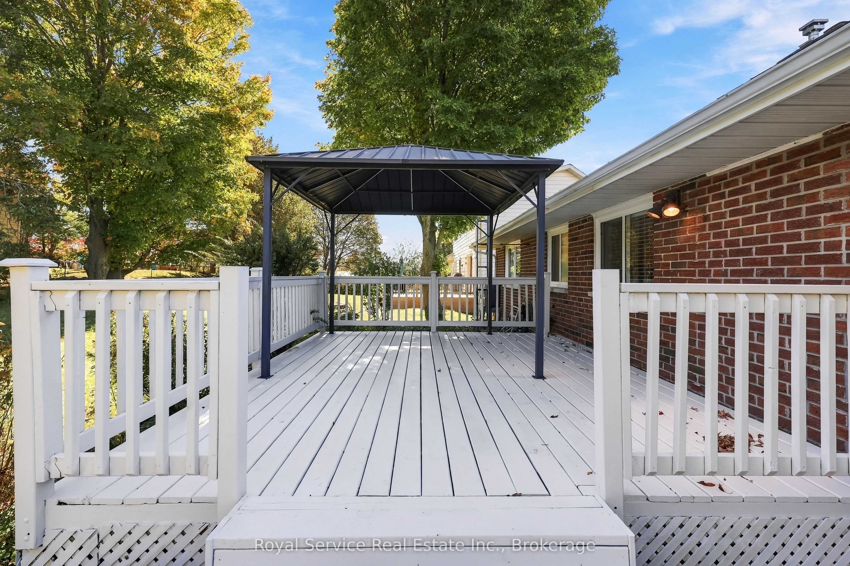38 Burnham Avenue Property Photo 40
