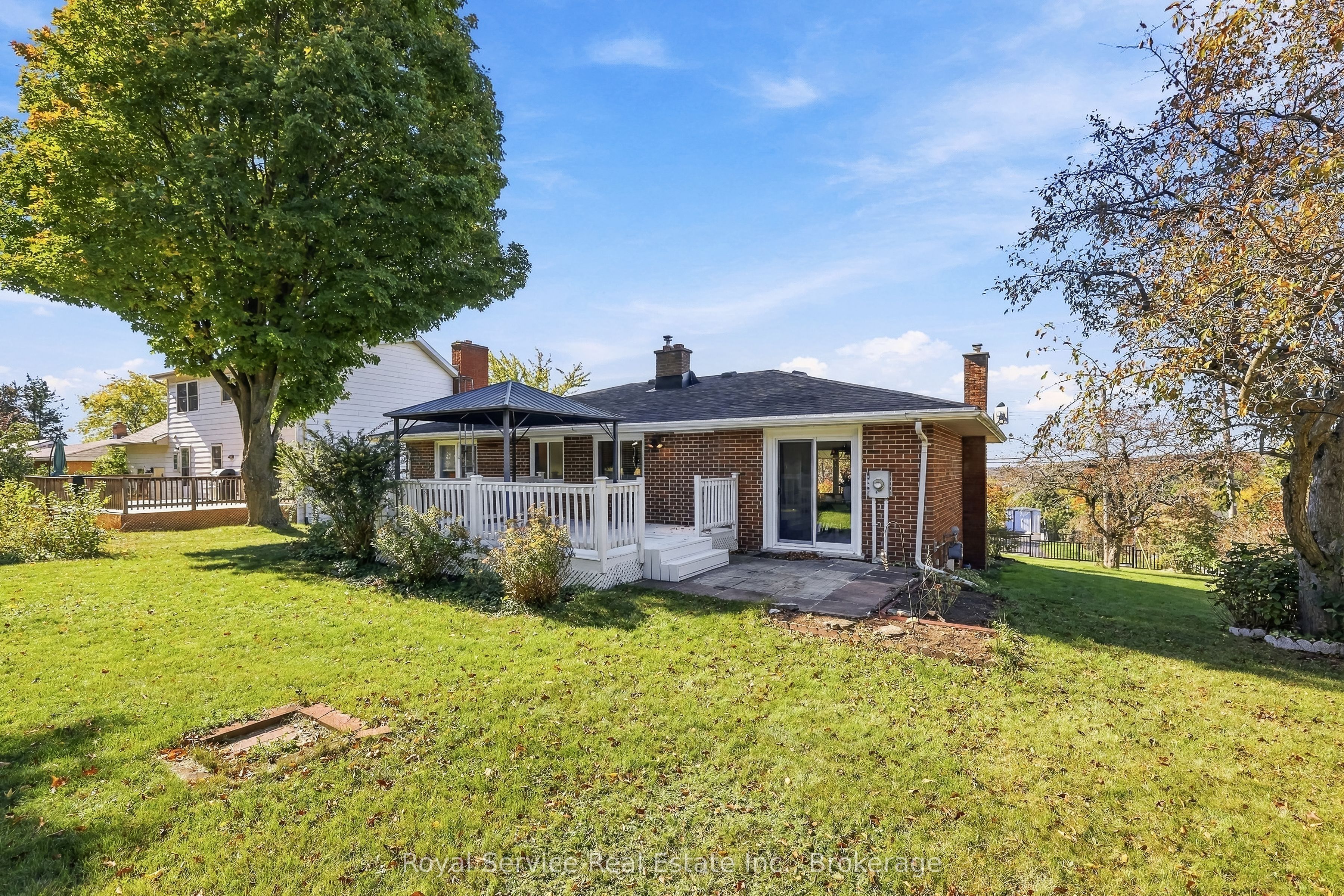 38 Burnham Avenue Property Photo 45