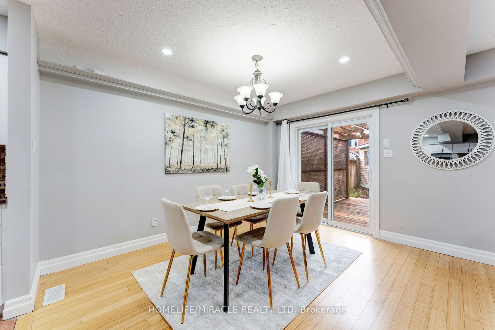133 Steepleridge Street Property Photo 17