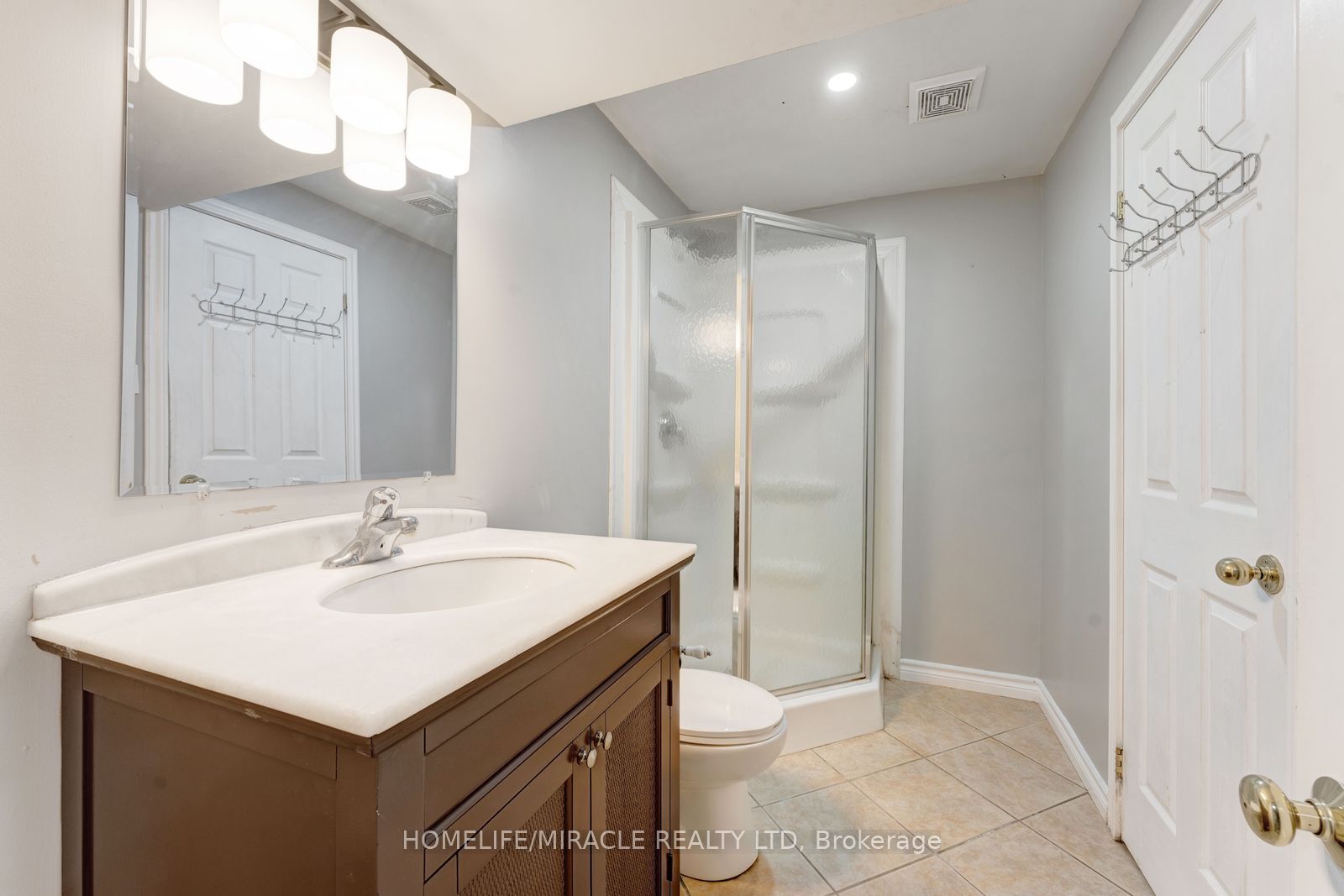 133 Steepleridge Street Property Photo 43