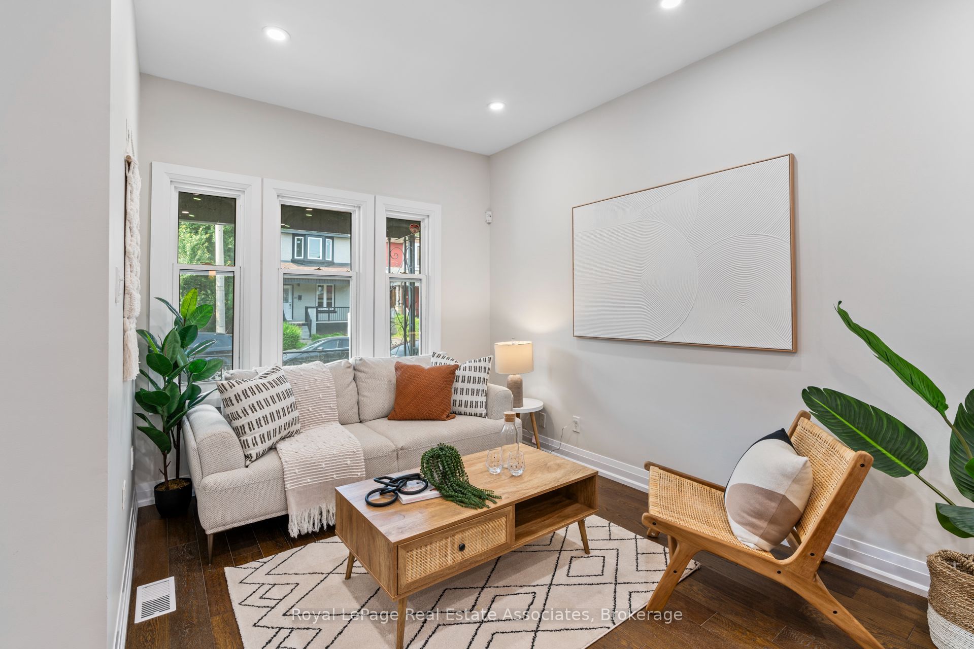 23 Somerset Avenue Upper Property Photo 4