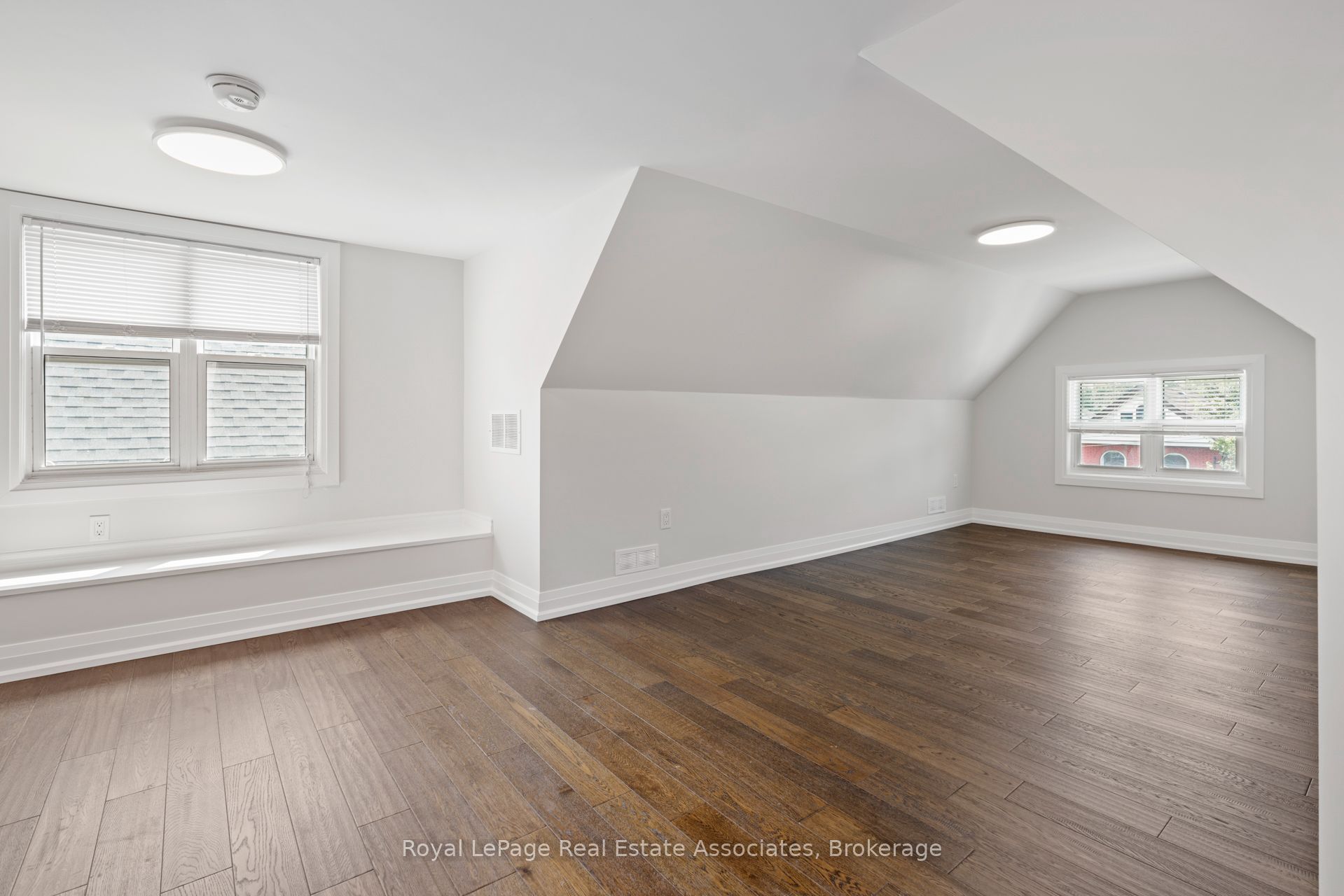 23 Somerset Avenue Upper Property Photo 18