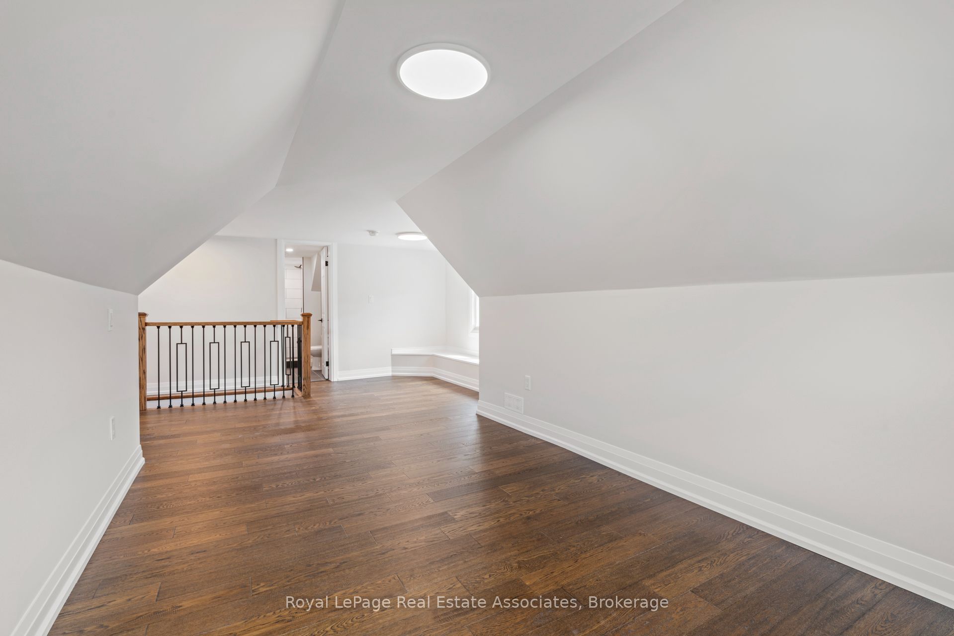 23 Somerset Avenue Upper Property Photo 21