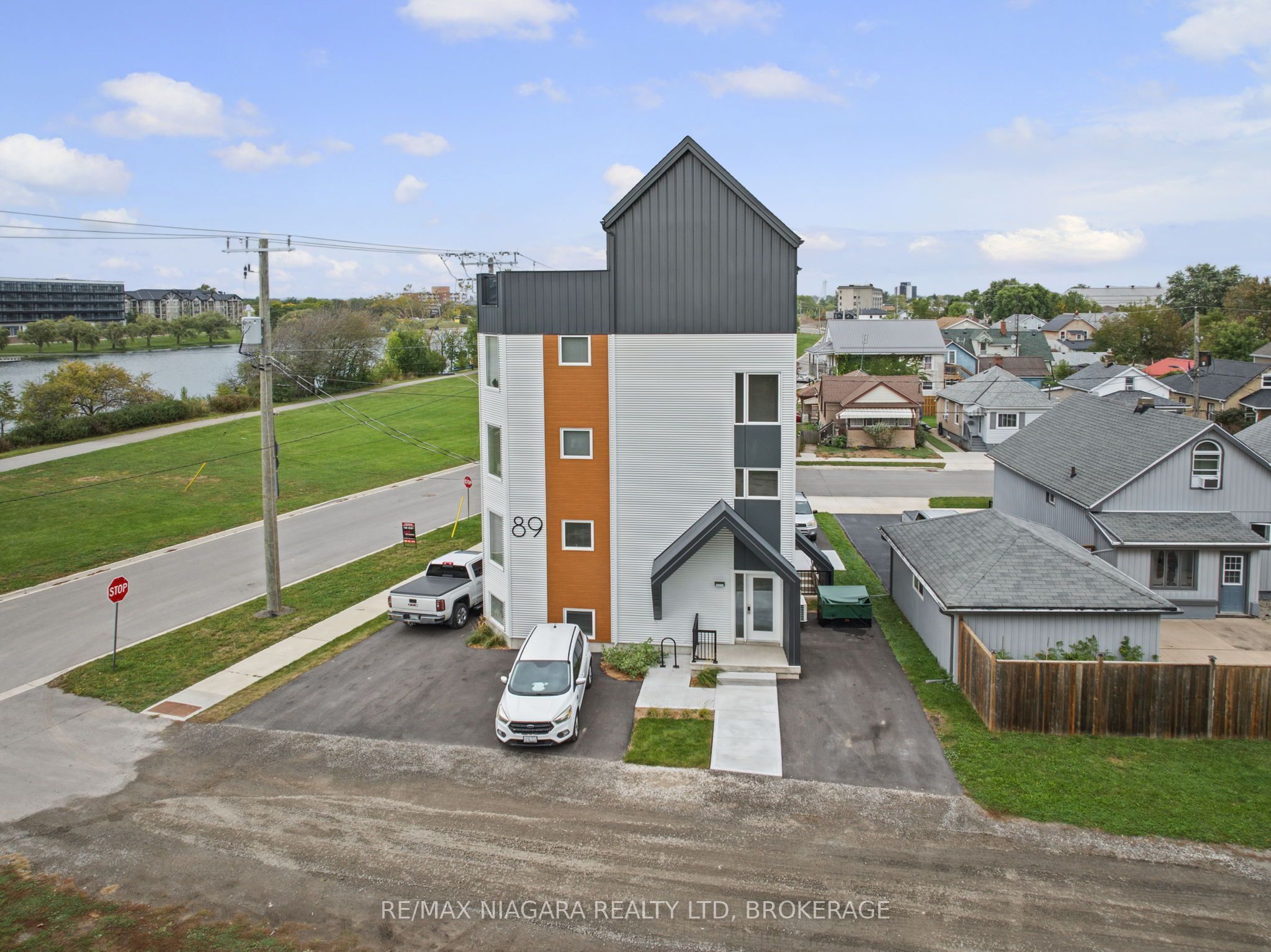 89 Sixth Street Property Photo 6