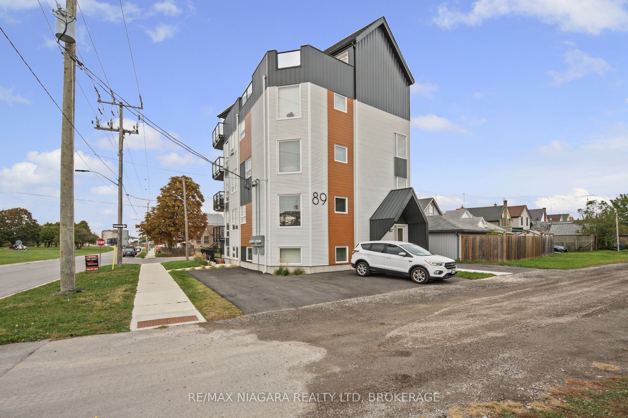 89 Sixth Street Property Photo 8