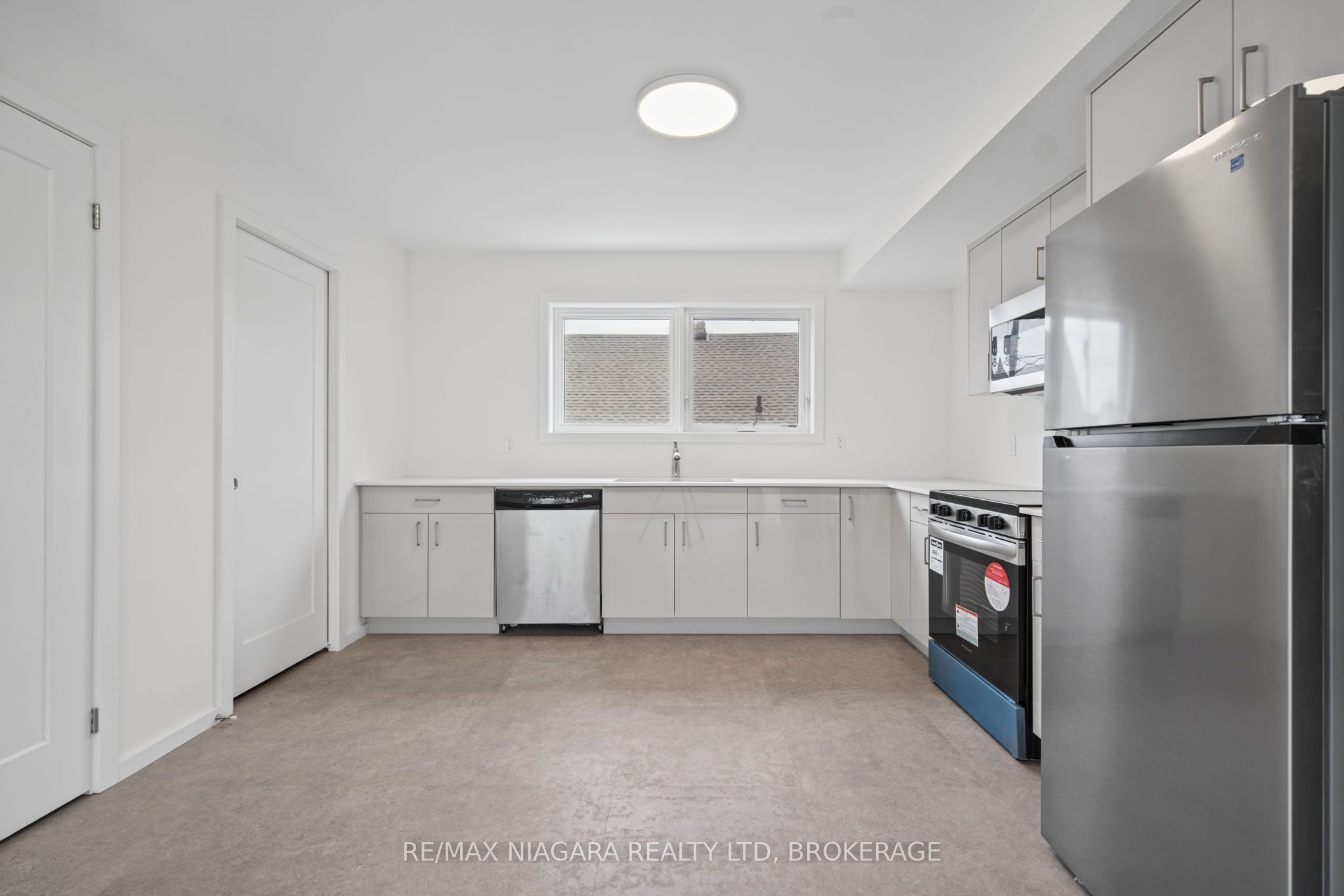 89 Sixth Street Property Photo 23