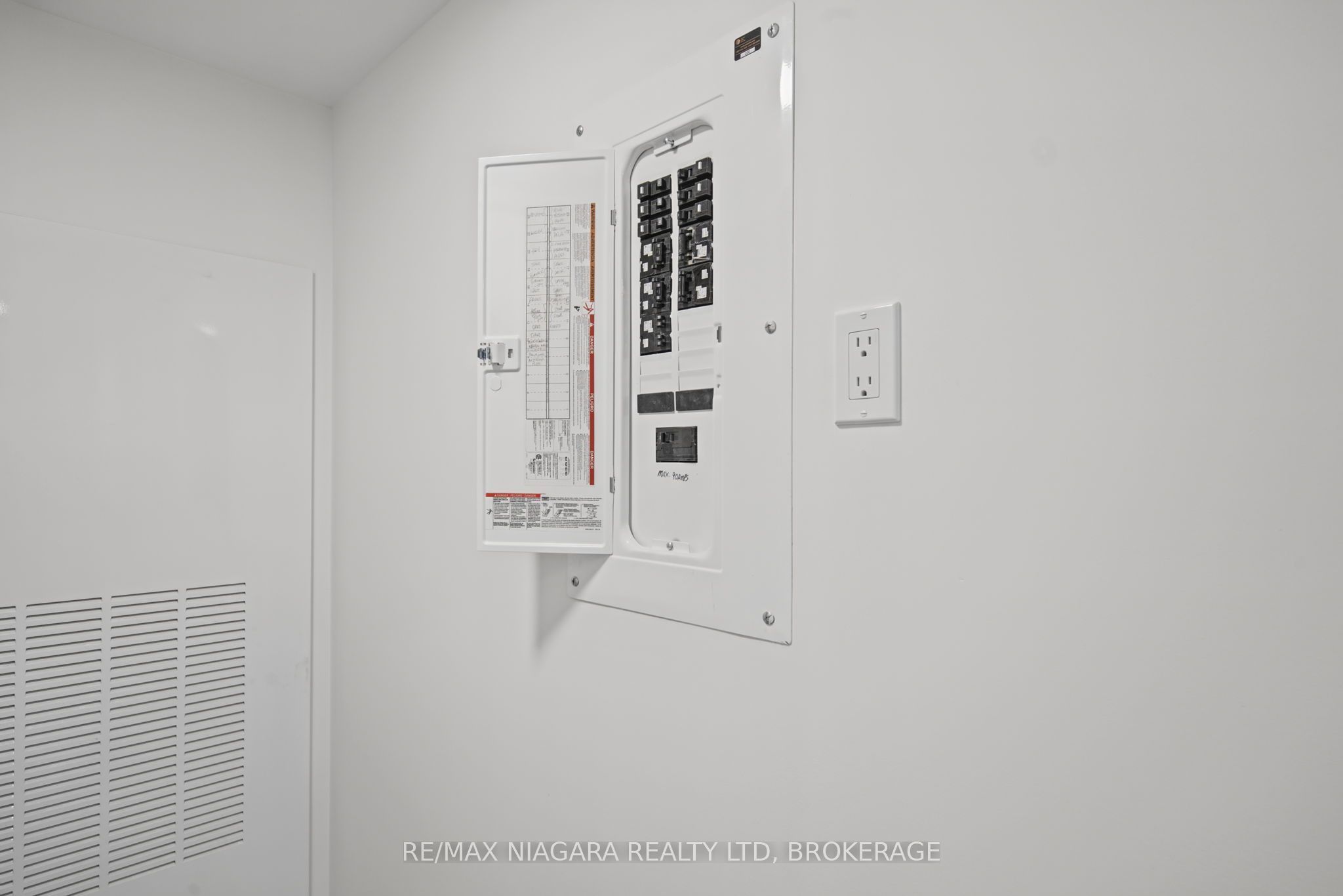 89 Sixth Street Property Photo 29