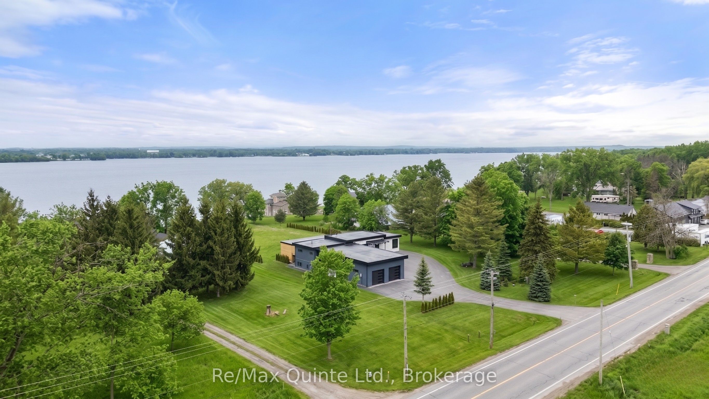 2528 County Road 3 Property Photo 1